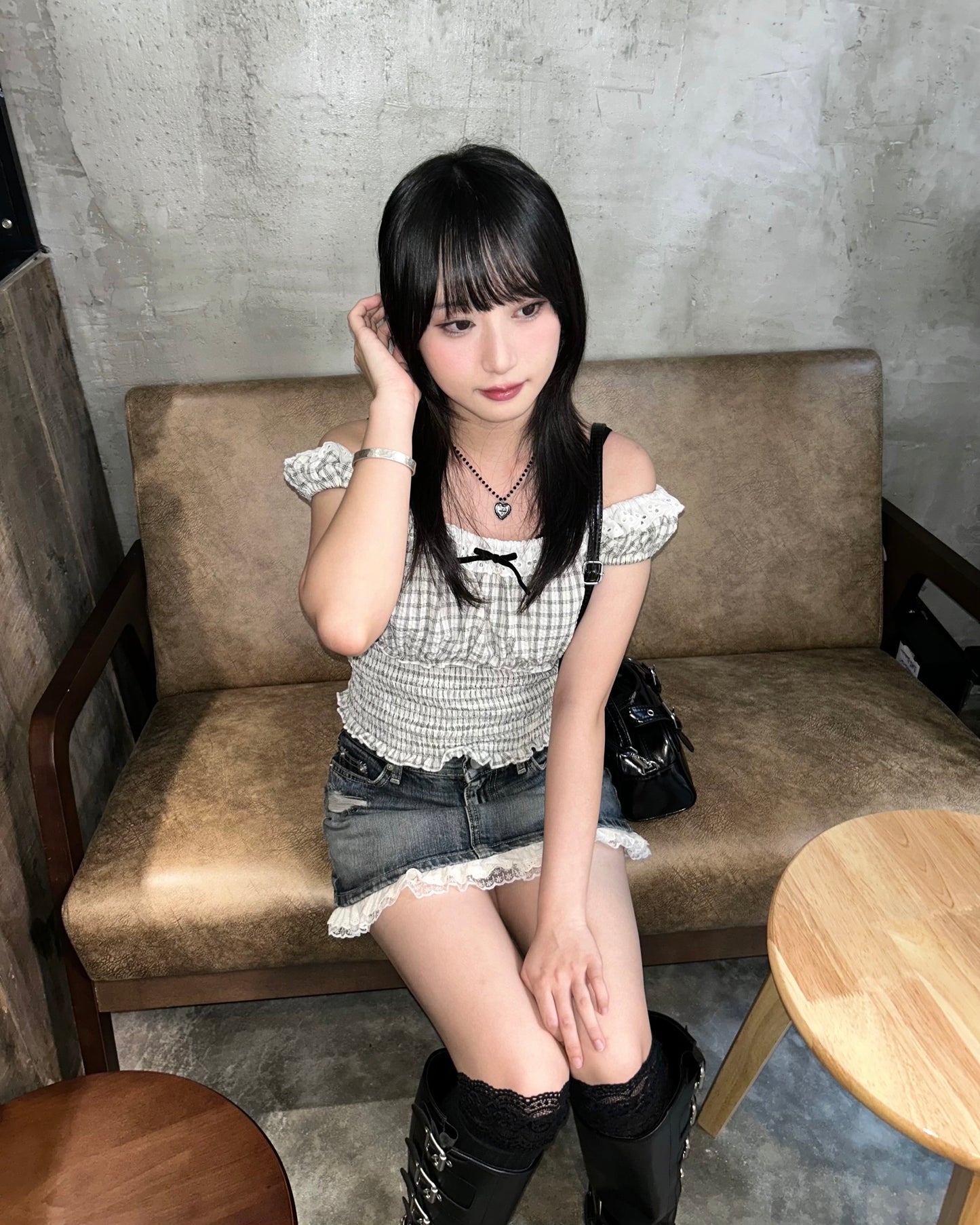 ๐๐ซ๐ง๐๐ฅ๐ฅ๐ ๐๐๐๐ ๐๐ข๐ฌ๐ญ๐ซ๐๐ฌ๐ฌ๐๐ ๐๐๐ง๐ข๐ฆ ๐๐ค๐ข๐ซ๐ญ - ๐๐ข๐ง๐ญ๐๐ ๐ ๐๐ฅ๐ฎ๐