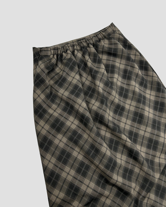 ๐
๐ข๐จ๐ซ๐๐ง๐ณ๐ ๐๐ข๐ง๐ญ๐๐ ๐ ๐๐ก๐๐๐ค๐๐ ๐๐ข๐๐ข ๐๐ค๐ข๐ซ๐ญ