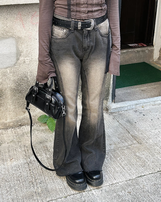 ๐๐ฅ๐๐ญ๐ญ๐ซ๐ ๐๐จ๐ฐ๐ฅ๐ข๐ง๐ ๐๐๐ - ๐๐ฅ๐๐๐ค