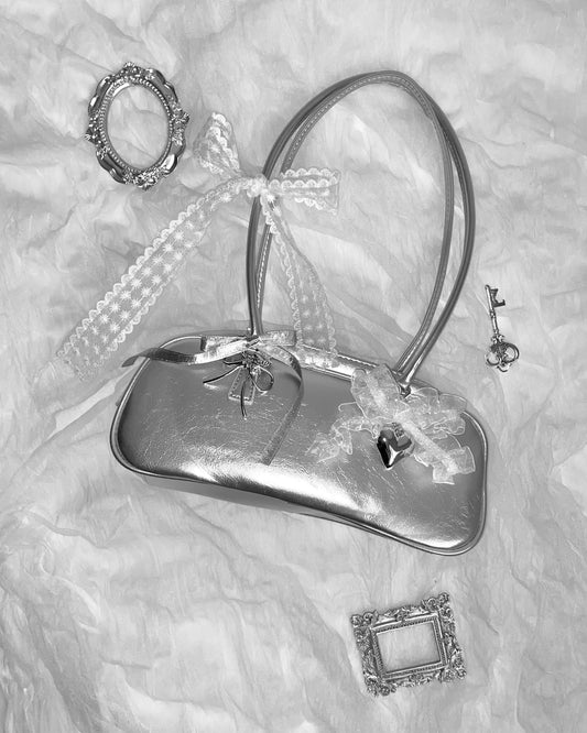 ๐๐ข๐๐ง๐ ๐๐ข๐ฅ๐ฏ๐๐ซ ๐๐ก๐จ๐ฎ๐ฅ๐๐๐ซ ๐๐๐