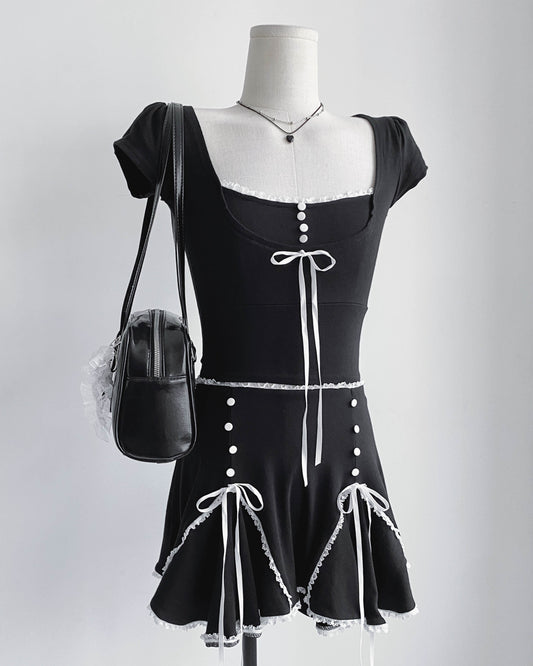 ๐๐๐ฅ๐๐ง๐ญ๐ข๐ง๐ ๐๐จ๐ฎ๐๐ฅ๐ ๐๐ข๐๐๐จ๐ง ๐๐ฎ๐ญ๐ญ๐จ๐ง ๐๐ค๐ข๐ซ๐ญ ๐๐๐ง๐ญ๐ฌ