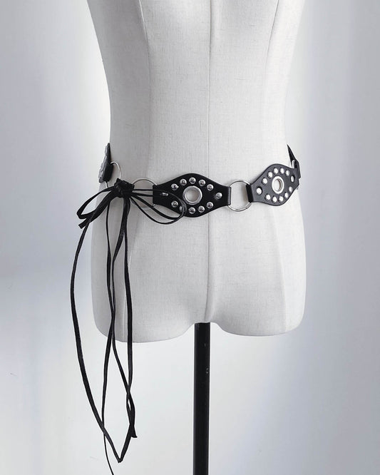 ๐๐ข๐ง๐ญ๐๐ ๐ ๐๐ข๐ฅ๐ฏ๐๐ซ ๐๐๐ญ๐๐ฅ ๐๐ญ๐ฎ๐๐ฌ ๐๐๐ฅ๐ญ