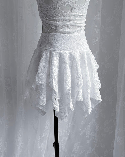 ๐๐ค๐ข๐ญ๐จ ๐๐๐๐ ๐๐ข๐ง๐ข ๐๐ค๐ข๐ซ๐ญ - ๐๐ก๐ข๐ญ๐