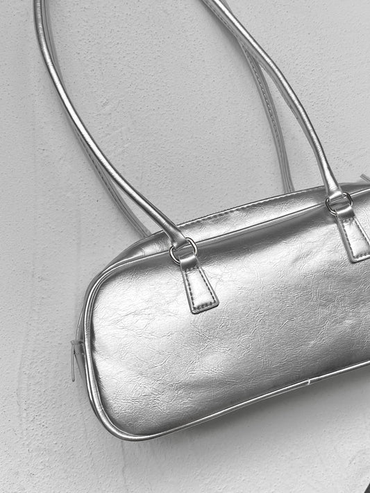 ๐๐ข๐๐ง๐ ๐๐ข๐ฅ๐ฏ๐๐ซ ๐๐ก๐จ๐ฎ๐ฅ๐๐๐ซ ๐๐๐