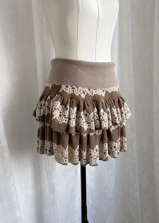 𝐒𝐚𝐯𝐢𝐧𝐚 𝐊𝐧𝐢𝐭 𝐑𝐮𝐟𝐟𝐥𝐞 𝐒𝐤𝐢𝐫𝐭