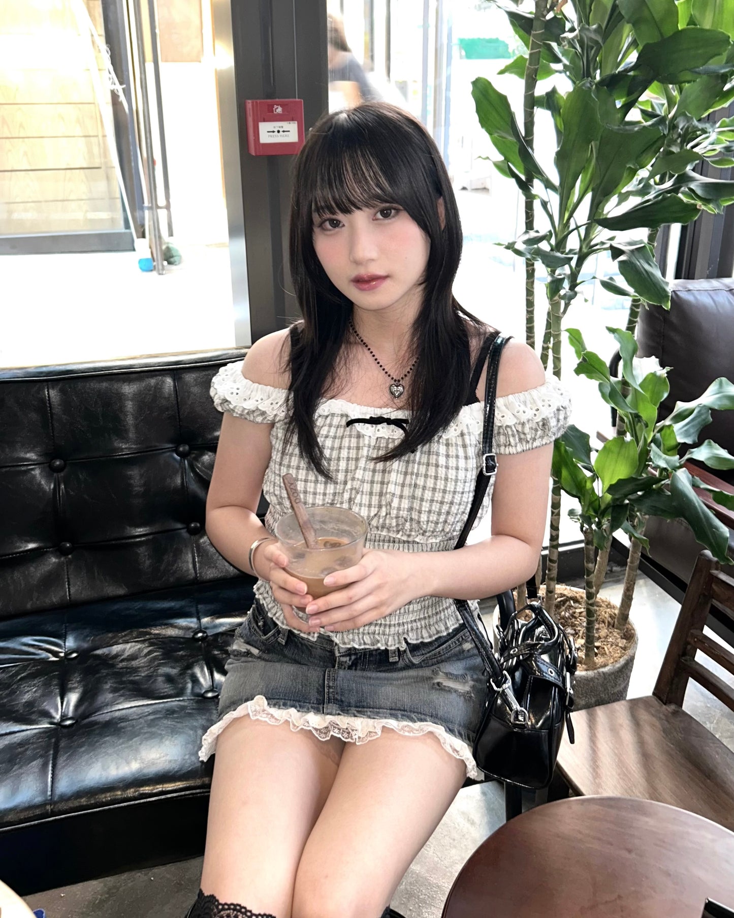 ๐๐ซ๐ง๐๐ฅ๐ฅ๐ ๐๐๐๐ ๐๐ข๐ฌ๐ญ๐ซ๐๐ฌ๐ฌ๐๐ ๐๐๐ง๐ข๐ฆ ๐๐ค๐ข๐ซ๐ญ - ๐๐ข๐ง๐ญ๐๐ ๐ ๐๐ฅ๐ฎ๐