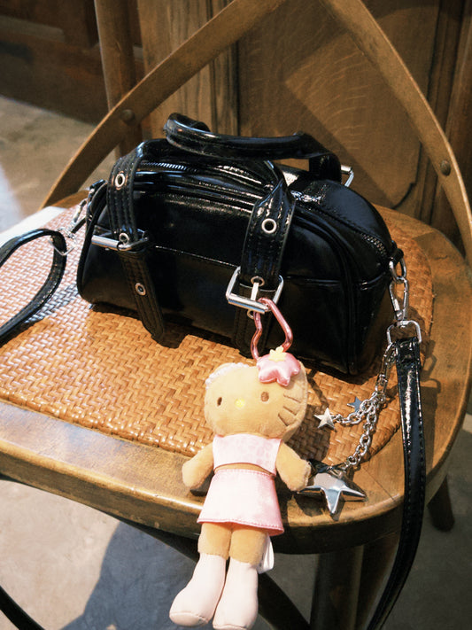 ๐๐ฅ๐๐ญ๐ญ๐ซ๐ ๐๐จ๐ฐ๐ฅ๐ข๐ง๐ ๐๐๐ - ๐๐ฅ๐๐๐ค