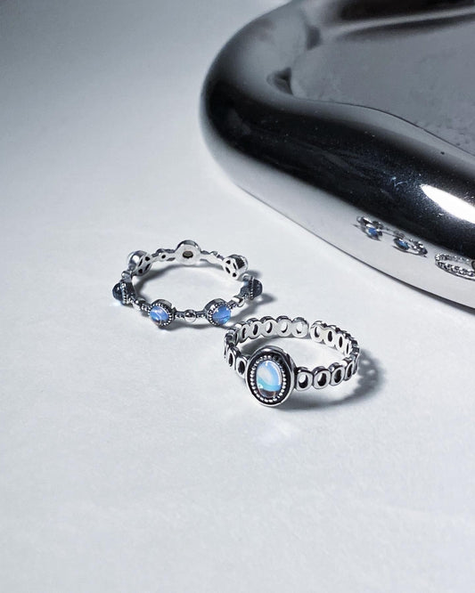 ๐๐ฅ๐ฎ๐ ๐ซ๐จ๐๐ค ๐ฏ๐ข๐ง๐ญ๐๐ ๐ ๐ซ๐ข๐ง๐