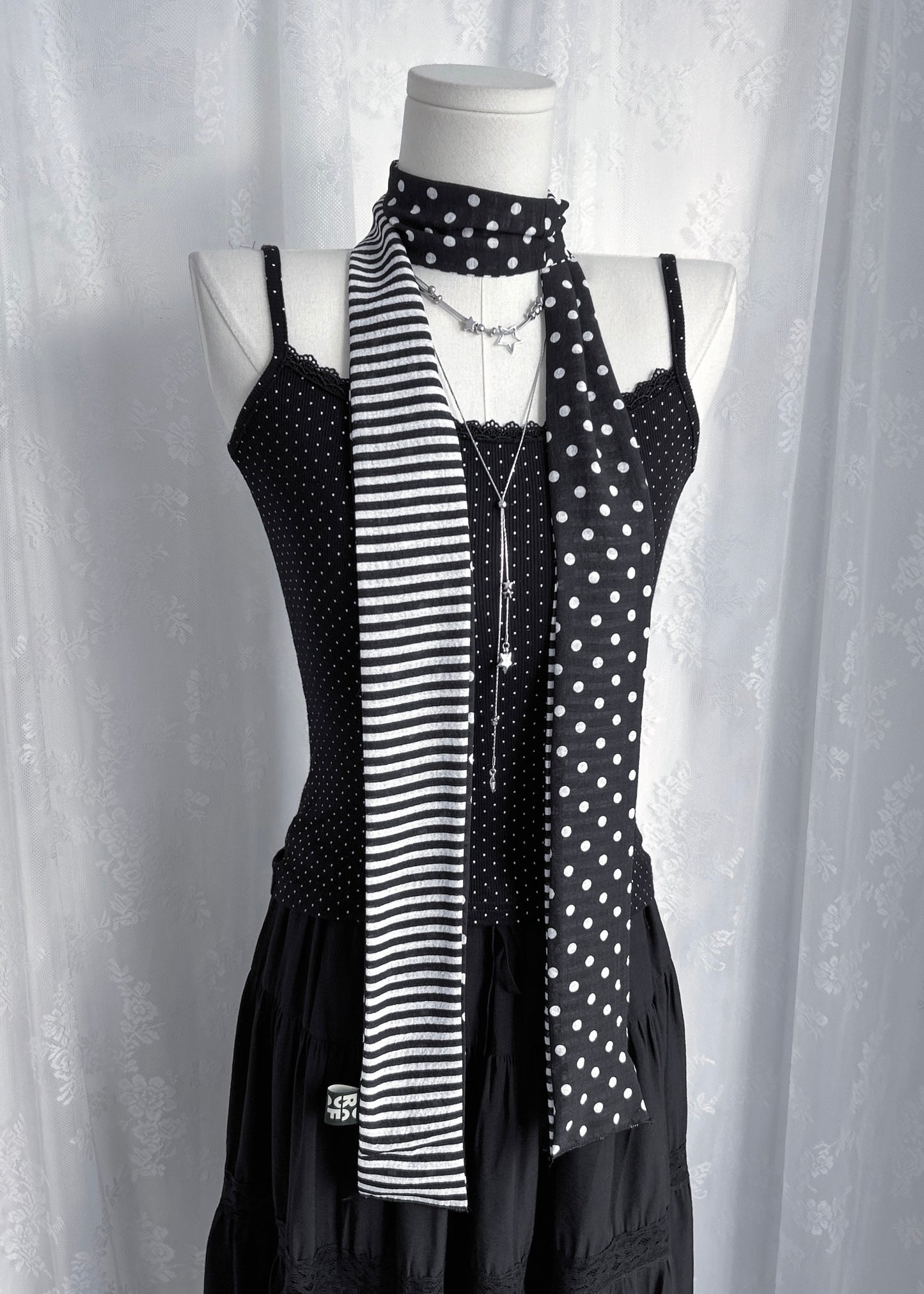 𝐏𝐨𝐥𝐤𝐚 𝐃𝐨𝐭 𝐒𝐭𝐫𝐢𝐩𝐞 𝐒𝐜𝐚𝐫𝐟