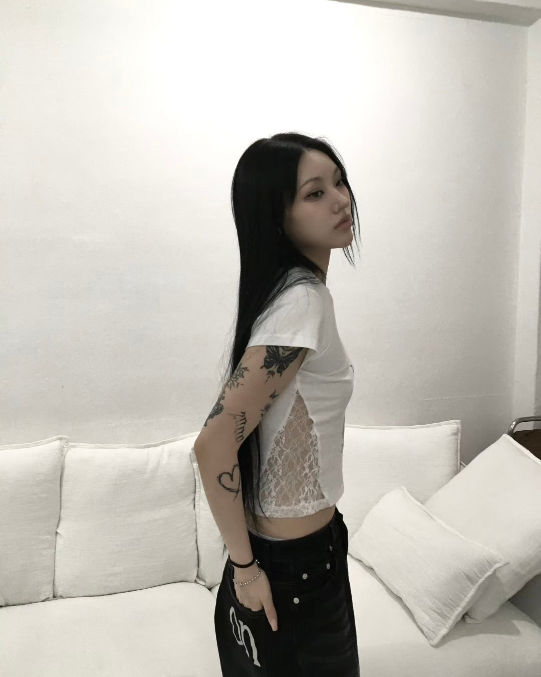 𝐃𝐫𝐞𝐚𝐦𝐲 𝐔𝐧𝐢𝐜𝐨𝐫𝐧 𝐋𝐚𝐜𝐞 𝐓𝐞𝐞 - 𝐖𝐡𝐢𝐭𝐞