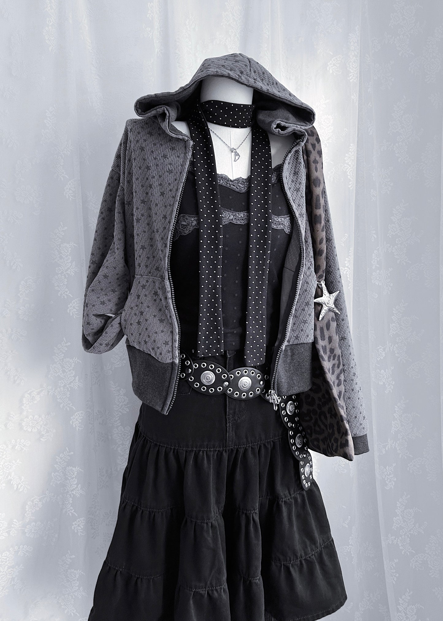 𝐏𝐨𝐥𝐤𝐚 𝐃𝐨𝐭 𝐒𝐜𝐚𝐫𝐟 - 𝐁𝐥𝐚𝐜𝐤