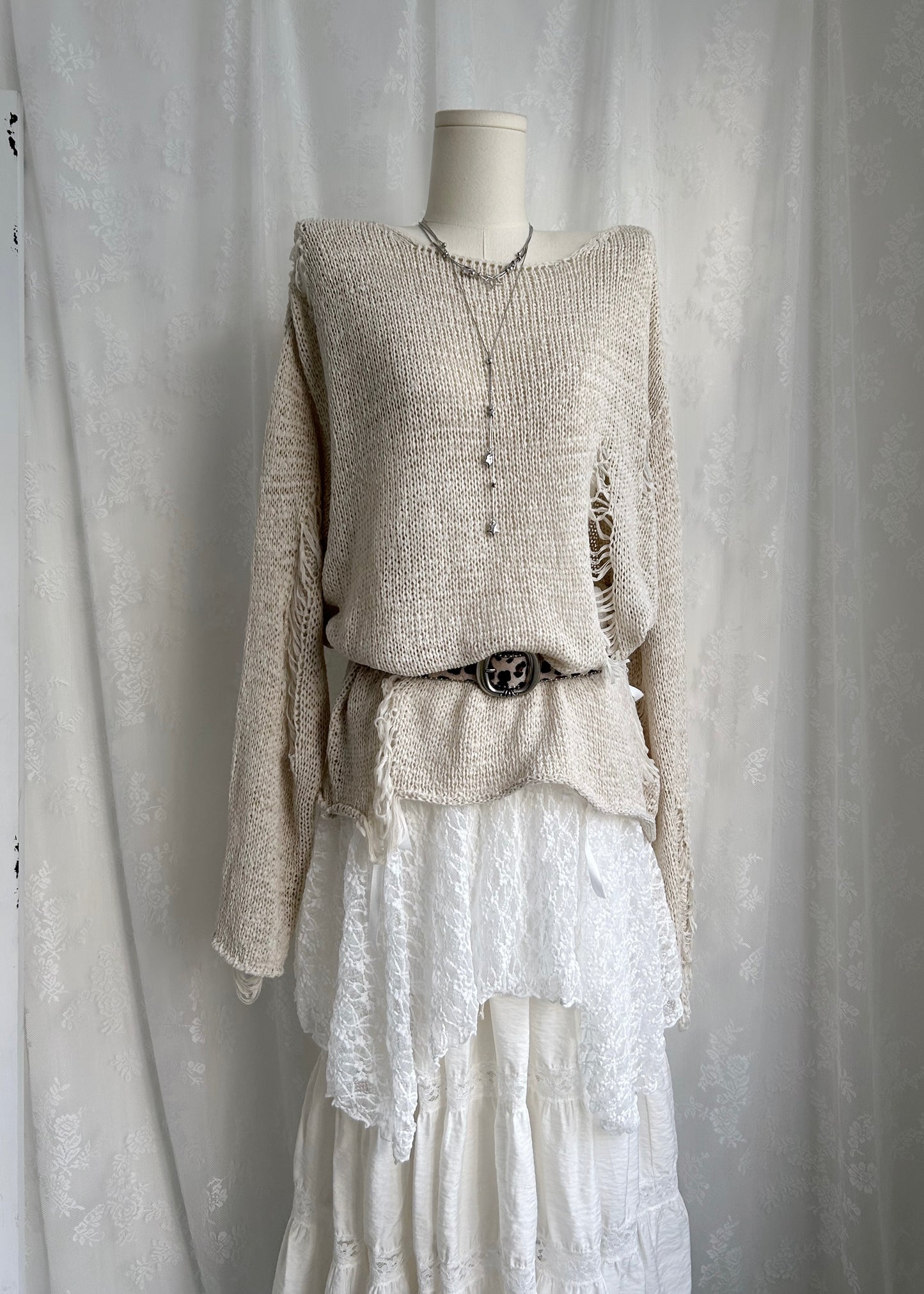 𝐄𝐜𝐡𝐨 𝐃𝐢𝐬𝐭𝐫𝐞𝐬𝐬𝐞𝐝 𝐊𝐧𝐢𝐭 𝐒𝐰𝐞𝐚𝐭𝐞𝐫 - 𝐁𝐞𝐢𝐠𝐞