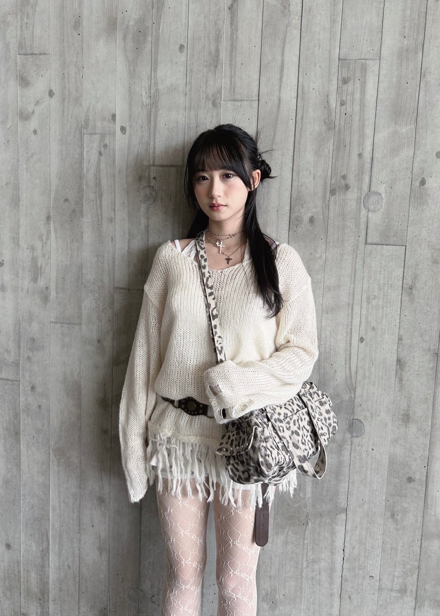 𝐕 𝐍𝐞𝐜𝐤 𝐅𝐫𝐢𝐧𝐠𝐞𝐝 𝐊𝐧𝐢𝐭 𝐒𝐰𝐞𝐚𝐭𝐞𝐫 - 𝐂𝐫𝐞𝐚𝐦