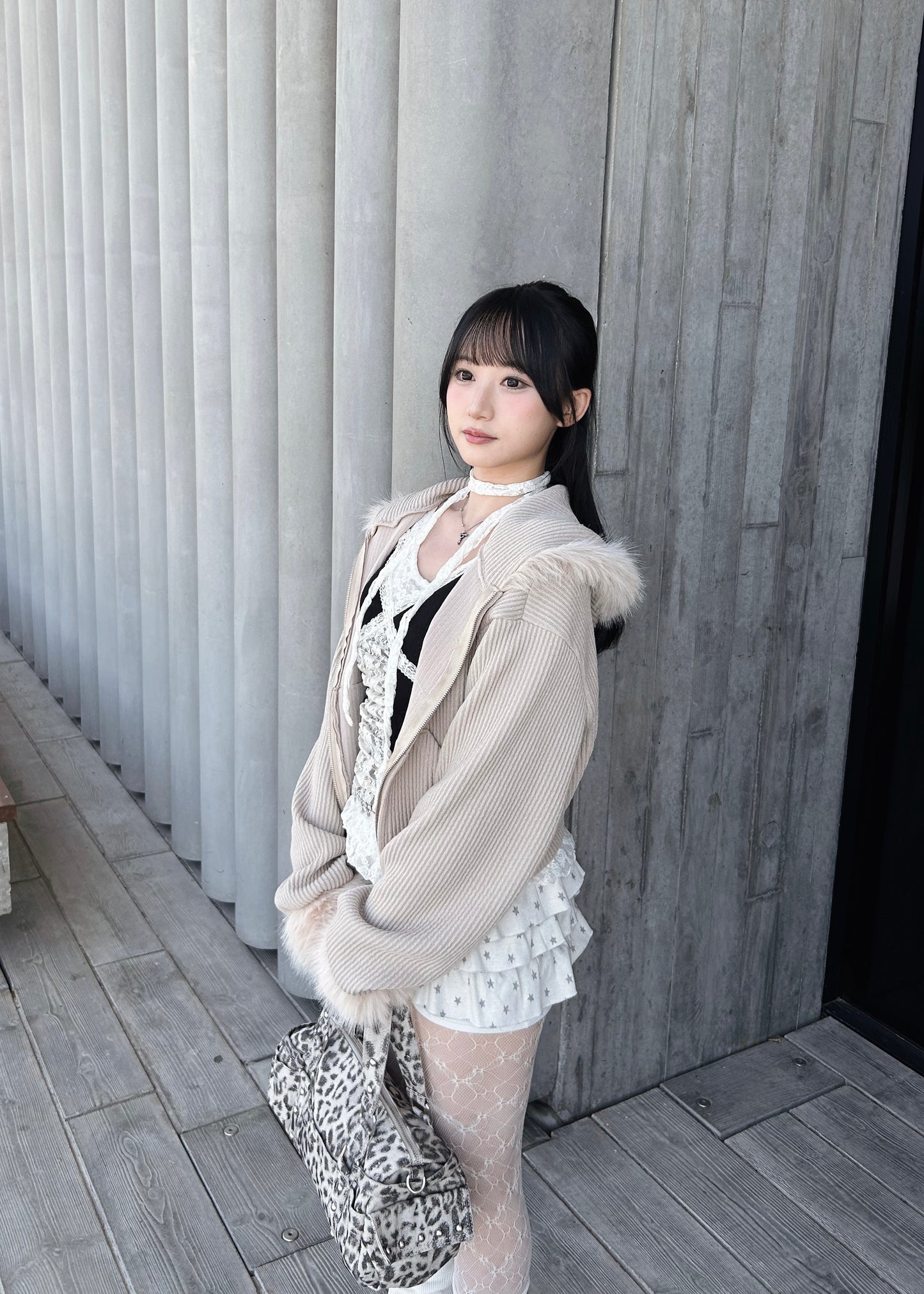 𝐌𝐨 𝐌𝐨 𝐂𝐫𝐨𝐩𝐩𝐞𝐝 𝐇𝐨𝐨𝐝𝐢𝐞 𝐉𝐚𝐜𝐤𝐞𝐭 - 𝐂𝐫𝐞𝐚𝐦