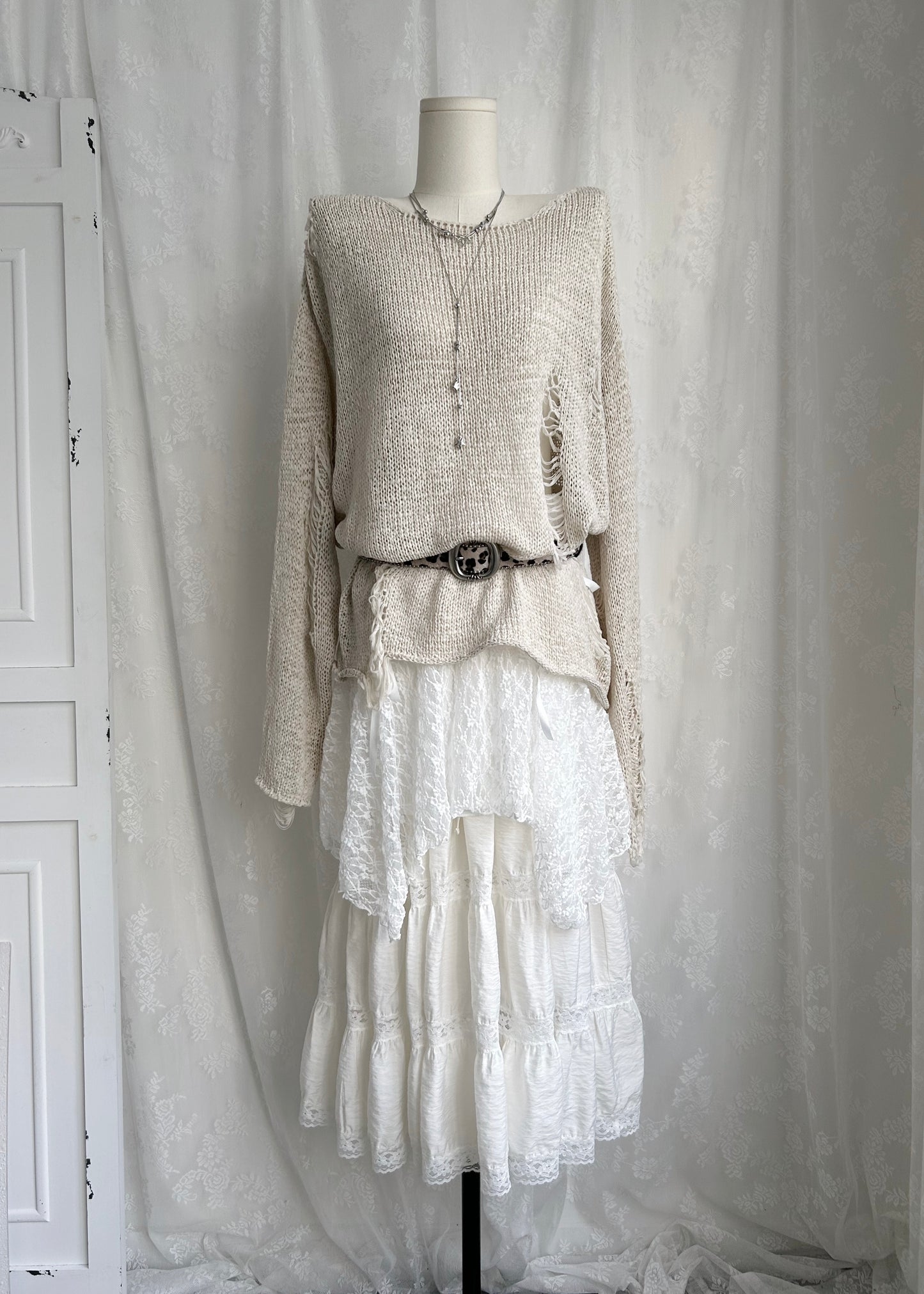 𝐄𝐜𝐡𝐨 𝐃𝐢𝐬𝐭𝐫𝐞𝐬𝐬𝐞𝐝 𝐊𝐧𝐢𝐭 𝐒𝐰𝐞𝐚𝐭𝐞𝐫 - 𝐁𝐞𝐢𝐠𝐞