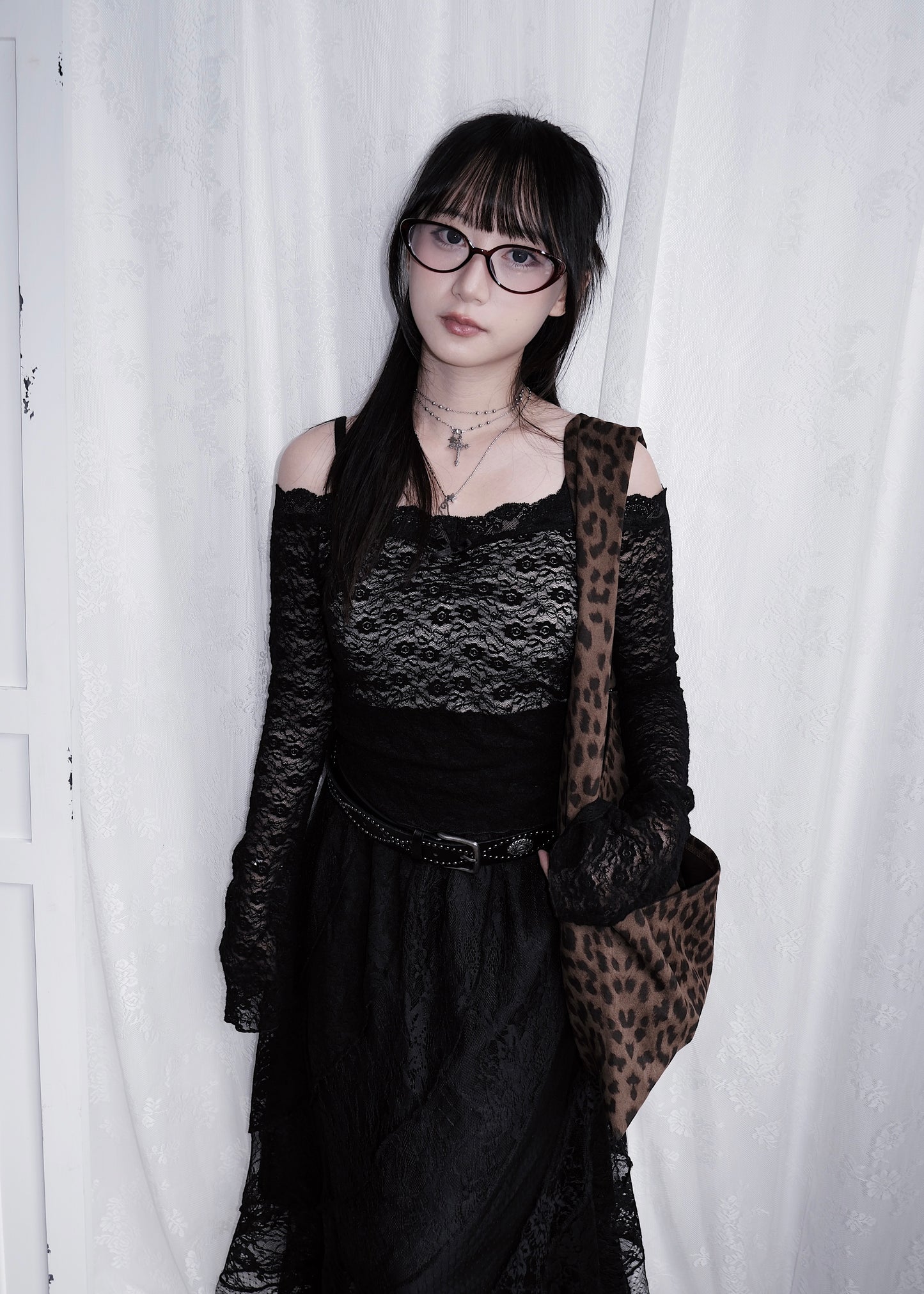 𝐕𝐞𝐥𝐢𝐞𝐭𝐭𝐚 𝐅𝐥𝐚𝐫𝐞 𝐒𝐥𝐞𝐞𝐯𝐞 𝐋𝐚𝐜𝐞 𝐓𝐨𝐩 - 𝐁𝐥𝐚𝐜𝐤