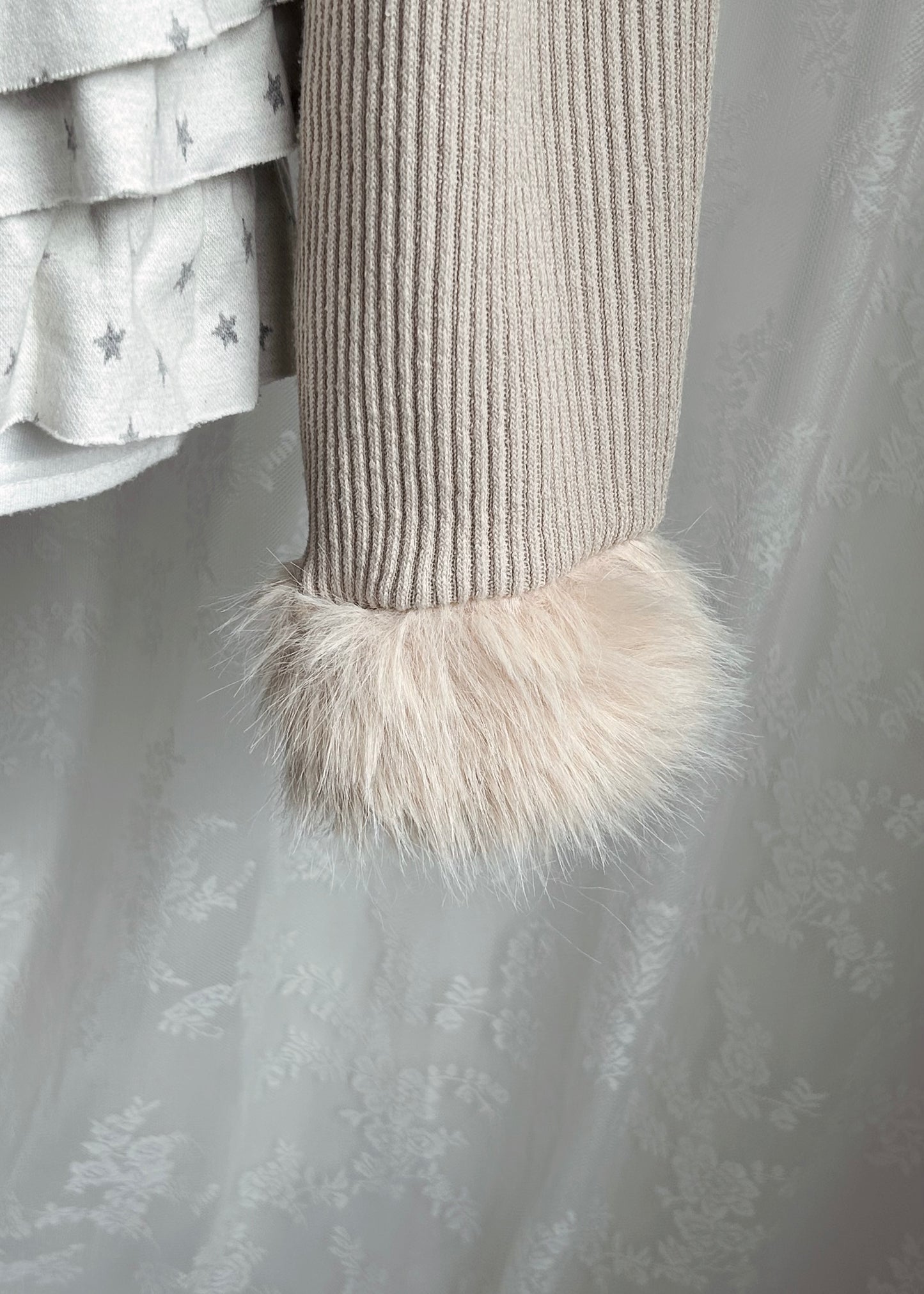 𝐌𝐨 𝐌𝐨 𝐂𝐫𝐨𝐩𝐩𝐞𝐝 𝐇𝐨𝐨𝐝𝐢𝐞 𝐉𝐚𝐜𝐤𝐞𝐭 - 𝐂𝐫𝐞𝐚𝐦