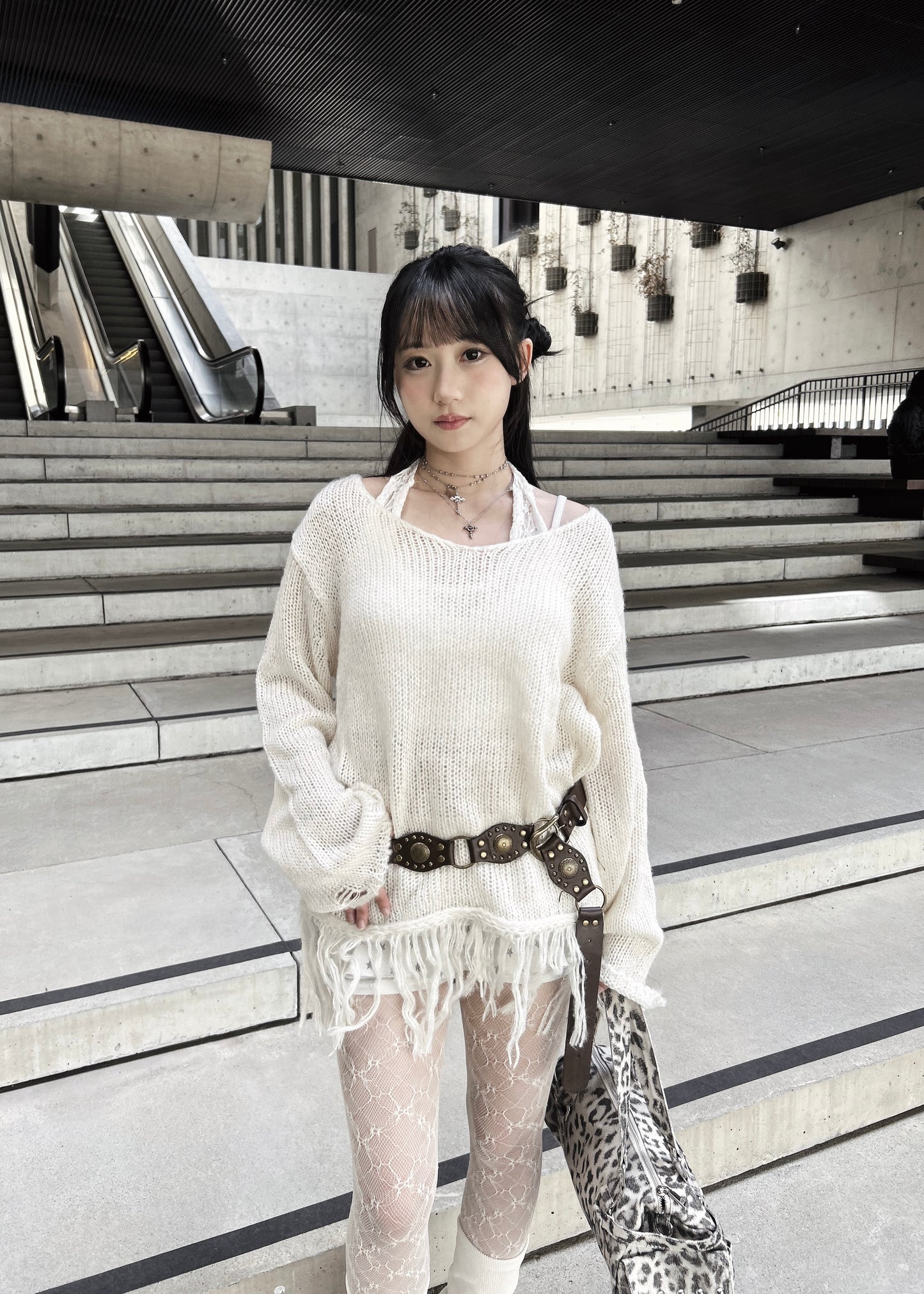 𝐕 𝐍𝐞𝐜𝐤 𝐅𝐫𝐢𝐧𝐠𝐞𝐝 𝐊𝐧𝐢𝐭 𝐒𝐰𝐞𝐚𝐭𝐞𝐫 - 𝐂𝐫𝐞𝐚𝐦