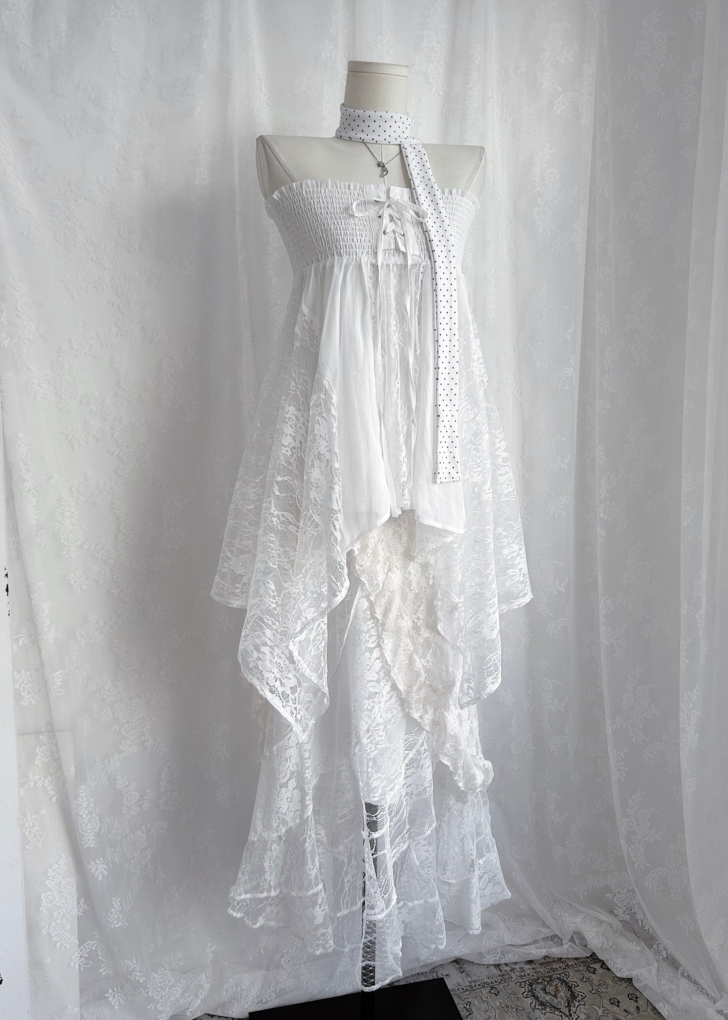 𝐕𝐚𝐥𝐞𝐫𝐢𝐞𝐭𝐭𝐚 𝐋𝐚𝐜𝐞 𝐅𝐚𝐢𝐫𝐲 𝐃𝐫𝐞𝐬𝐬 - 𝐖𝐡𝐢𝐭𝐞