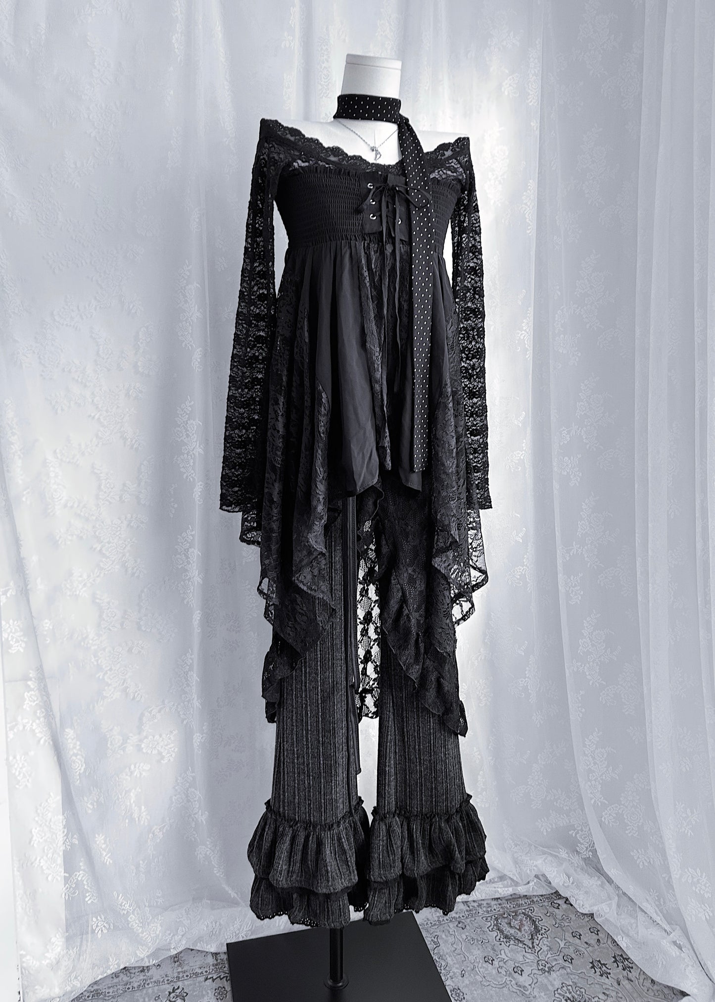 𝐑𝐢𝐬𝐚 𝐋𝐚𝐜𝐞 𝐑𝐮𝐟𝐟𝐥𝐞 𝐏𝐚𝐧𝐭𝐬 - 𝐃𝐚𝐫𝐤 𝐆𝐫𝐞𝐲