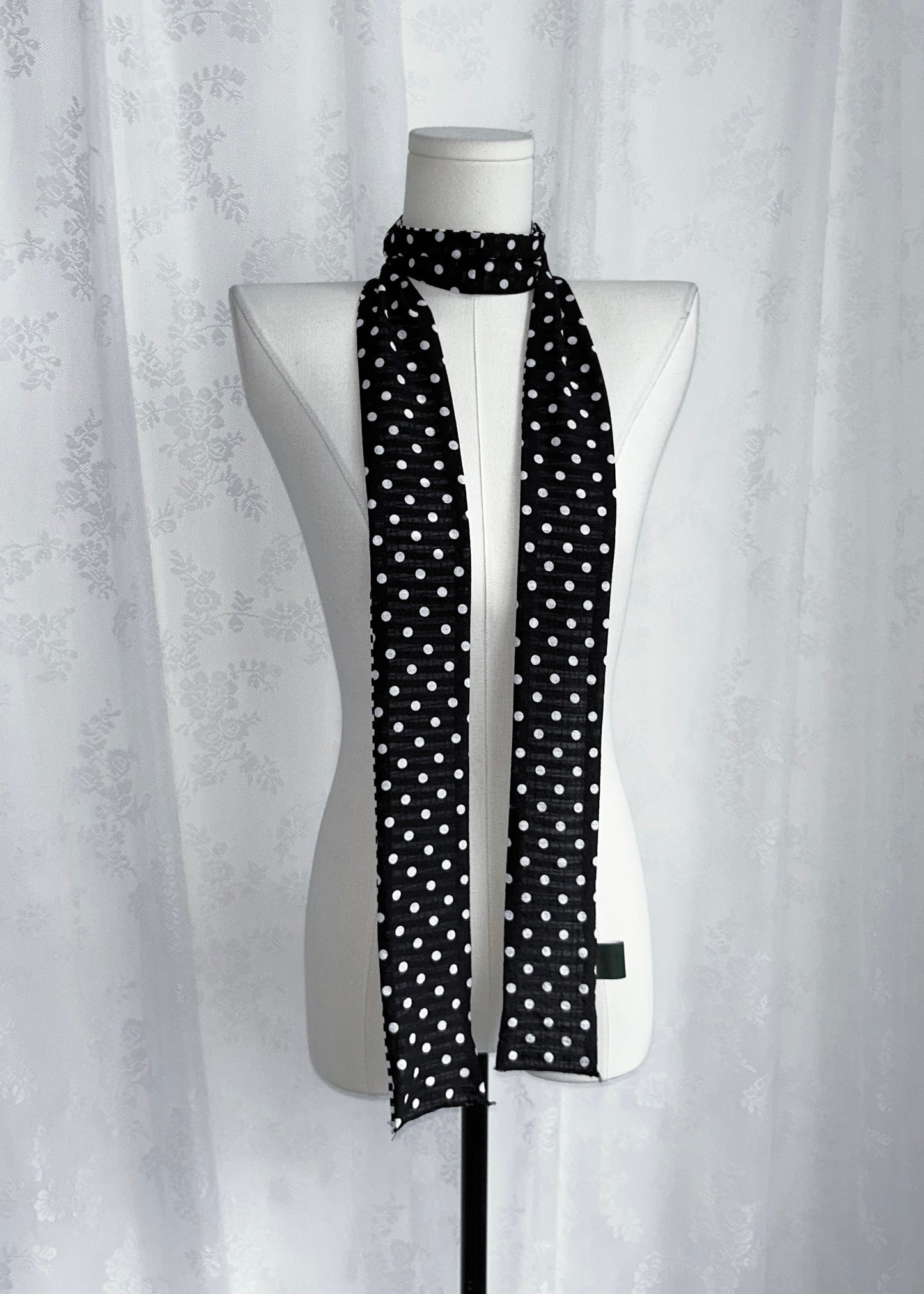 𝐏𝐨𝐥𝐤𝐚 𝐃𝐨𝐭 𝐒𝐭𝐫𝐢𝐩𝐞 𝐒𝐜𝐚𝐫𝐟