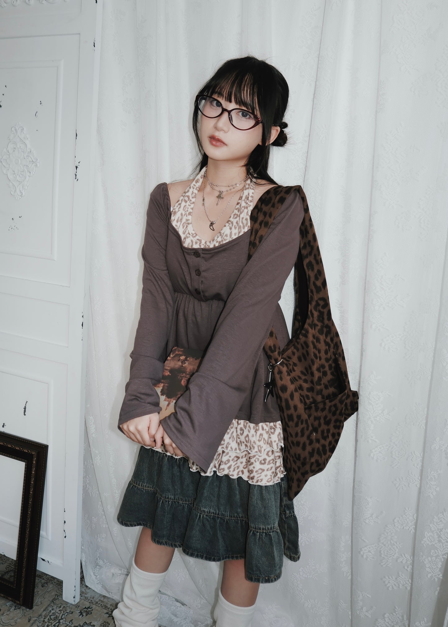 𝐋𝐞𝐨𝐩𝐚𝐫𝐝 𝐑𝐮𝐟𝐟𝐥𝐞 𝐇𝐚𝐥𝐭𝐞𝐫 𝐓𝐨𝐩 - 𝐎𝐚𝐭𝐦𝐞𝐚𝐥