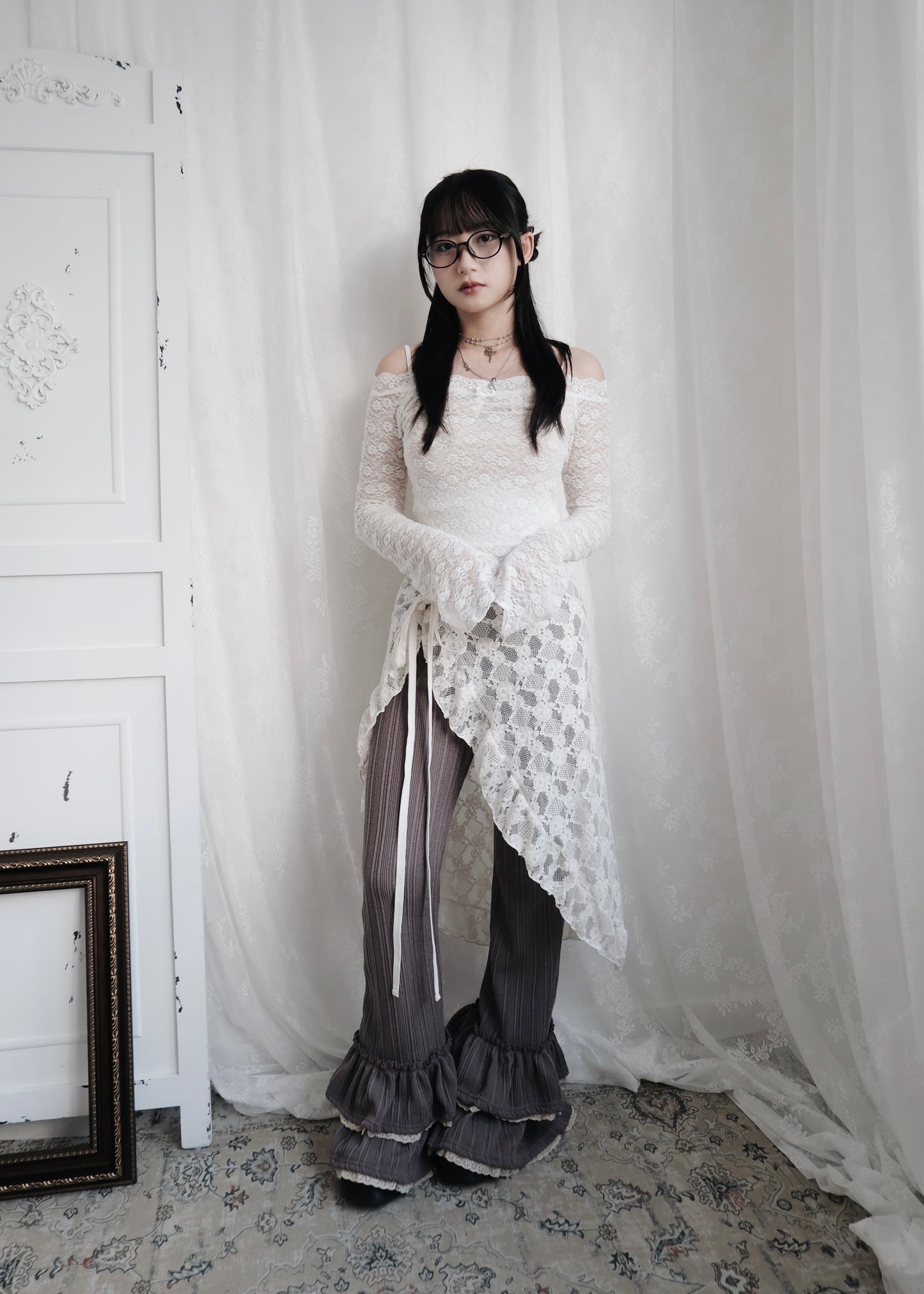 𝐕𝐞𝐥𝐢𝐞𝐭𝐭𝐚 𝐅𝐥𝐚𝐫𝐞 𝐒𝐥𝐞𝐞𝐯𝐞 𝐋𝐚𝐜𝐞 𝐓𝐨𝐩 - 𝐖𝐡𝐢𝐭𝐞