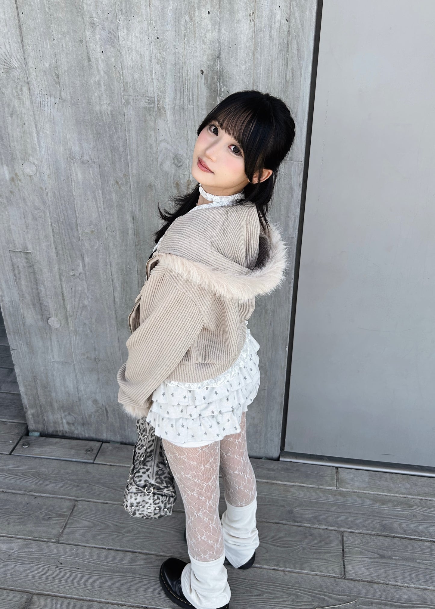 𝐌𝐨 𝐌𝐨 𝐂𝐫𝐨𝐩𝐩𝐞𝐝 𝐇𝐨𝐨𝐝𝐢𝐞 𝐉𝐚𝐜𝐤𝐞𝐭 - 𝐂𝐫𝐞𝐚𝐦