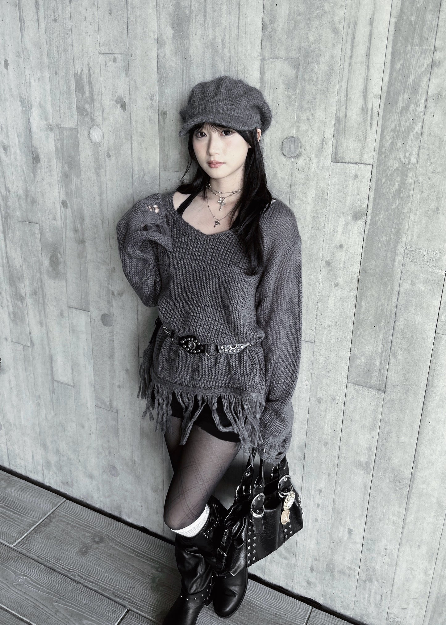 𝐕 𝐍𝐞𝐜𝐤 𝐅𝐫𝐢𝐧𝐠𝐞𝐝 𝐊𝐧𝐢𝐭 𝐒𝐰𝐞𝐚𝐭𝐞𝐫 - 𝐃𝐚𝐫𝐤 𝐆𝐫𝐞𝐲