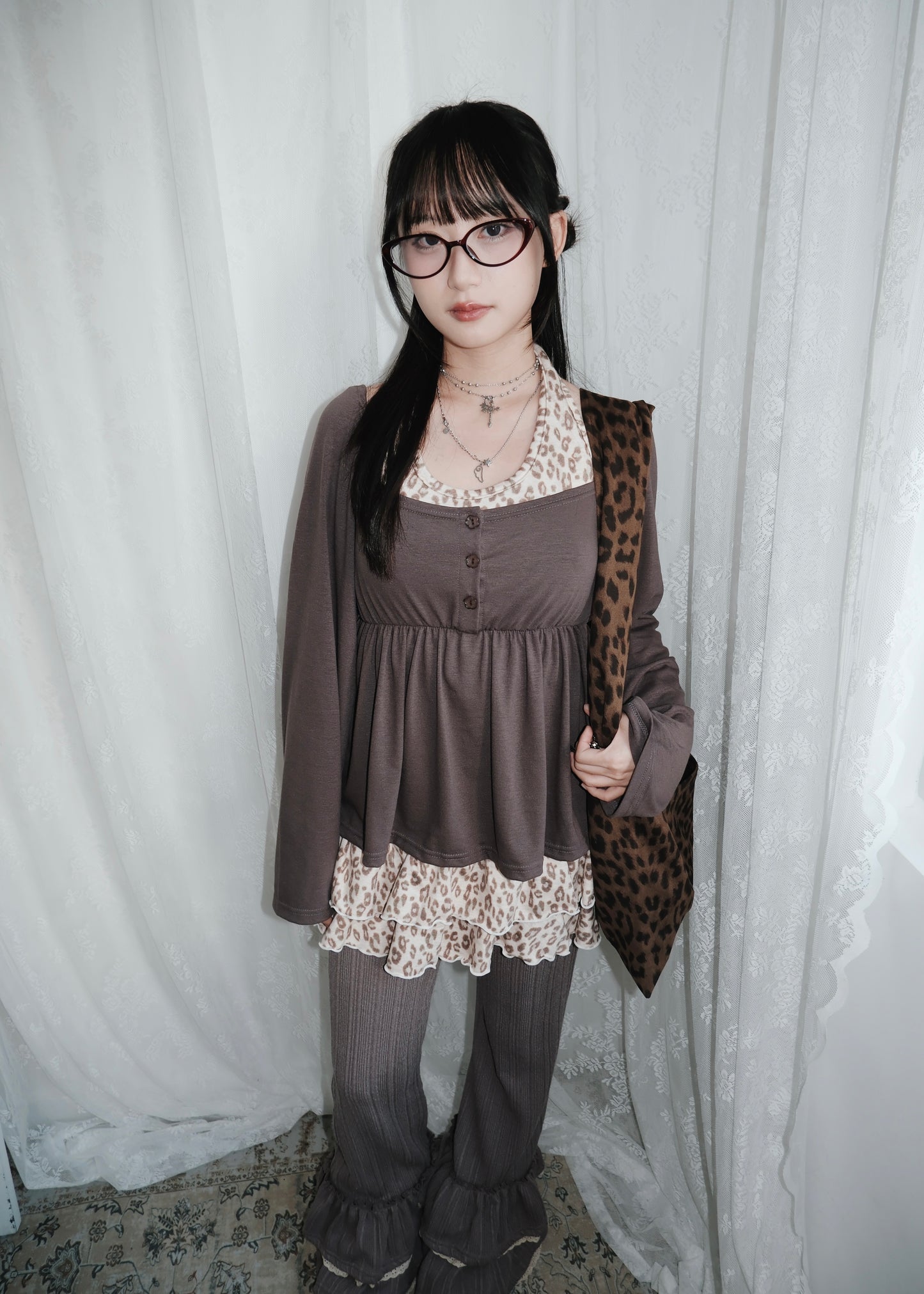 𝐌𝐢𝐤𝐚 𝐅𝐥𝐨𝐰𝐞𝐫 𝐏𝐮𝐟𝐟 𝐒𝐥𝐞𝐞𝐯𝐞 𝐓𝐨𝐩 - 𝐌𝐨𝐜𝐡𝐚