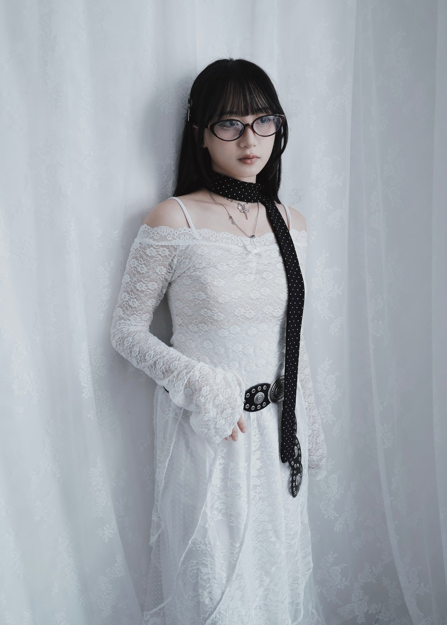 𝐕𝐞𝐥𝐢𝐞𝐭𝐭𝐚 𝐅𝐥𝐚𝐫𝐞 𝐒𝐥𝐞𝐞𝐯𝐞 𝐋𝐚𝐜𝐞 𝐓𝐨𝐩 - 𝐖𝐡𝐢𝐭𝐞