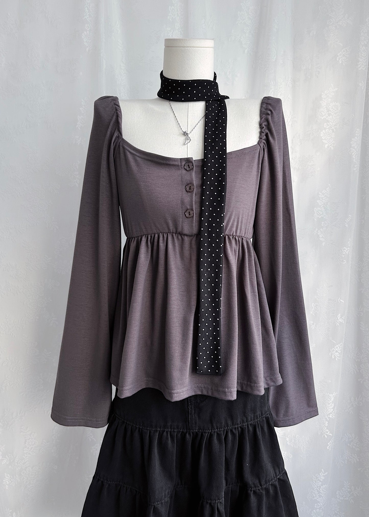 𝐌𝐢𝐤𝐚 𝐅𝐥𝐨𝐰𝐞𝐫 𝐏𝐮𝐟𝐟 𝐒𝐥𝐞𝐞𝐯𝐞 𝐓𝐨𝐩 - 𝐌𝐨𝐜𝐡𝐚