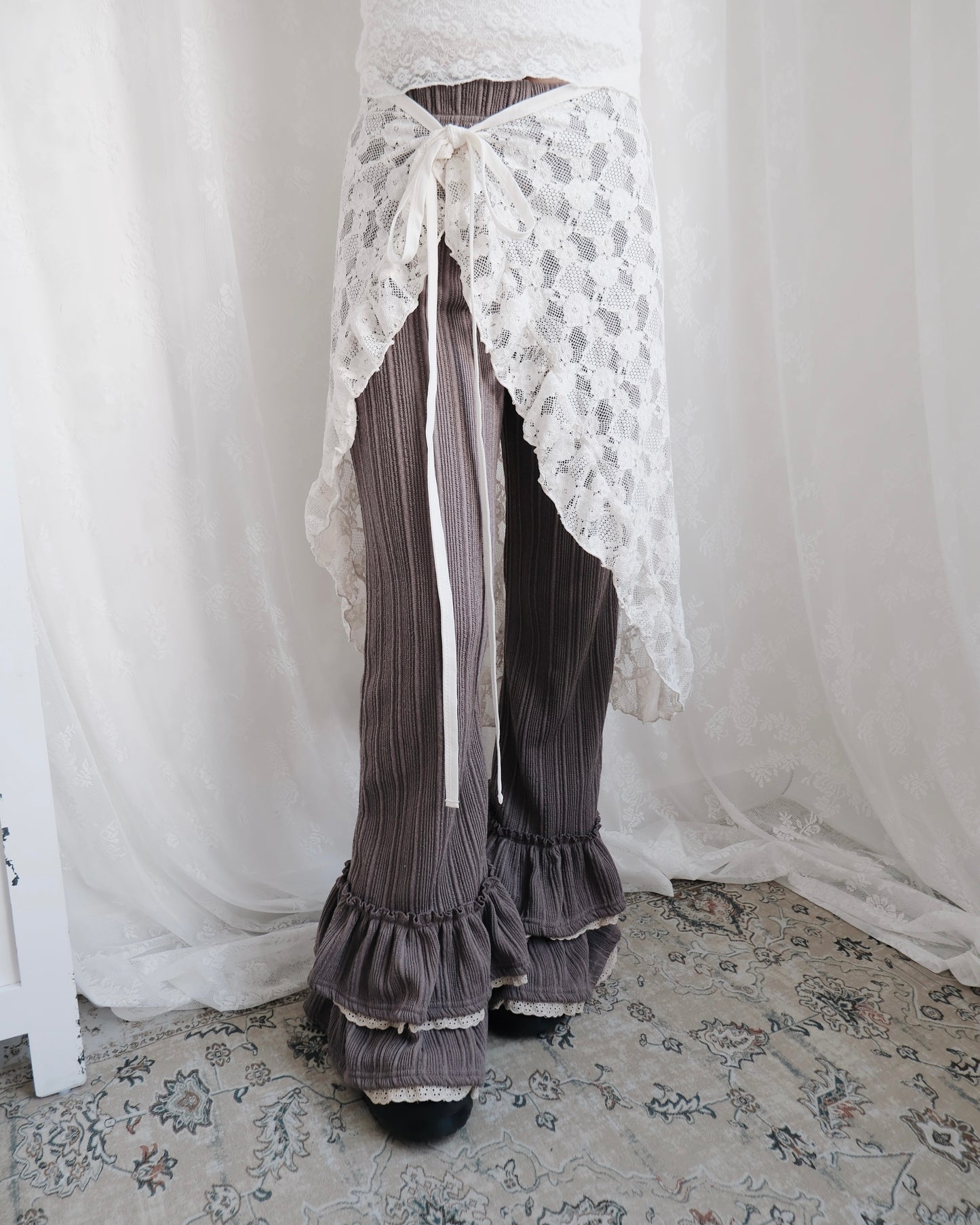 𝐕𝐢𝐧𝐚 𝐋𝐚𝐜𝐞 𝐑𝐮𝐟𝐟𝐥𝐞 𝐋𝐚𝐲𝐞𝐫 𝐒𝐤𝐢𝐫𝐭 - 𝐂𝐫𝐞𝐚𝐦