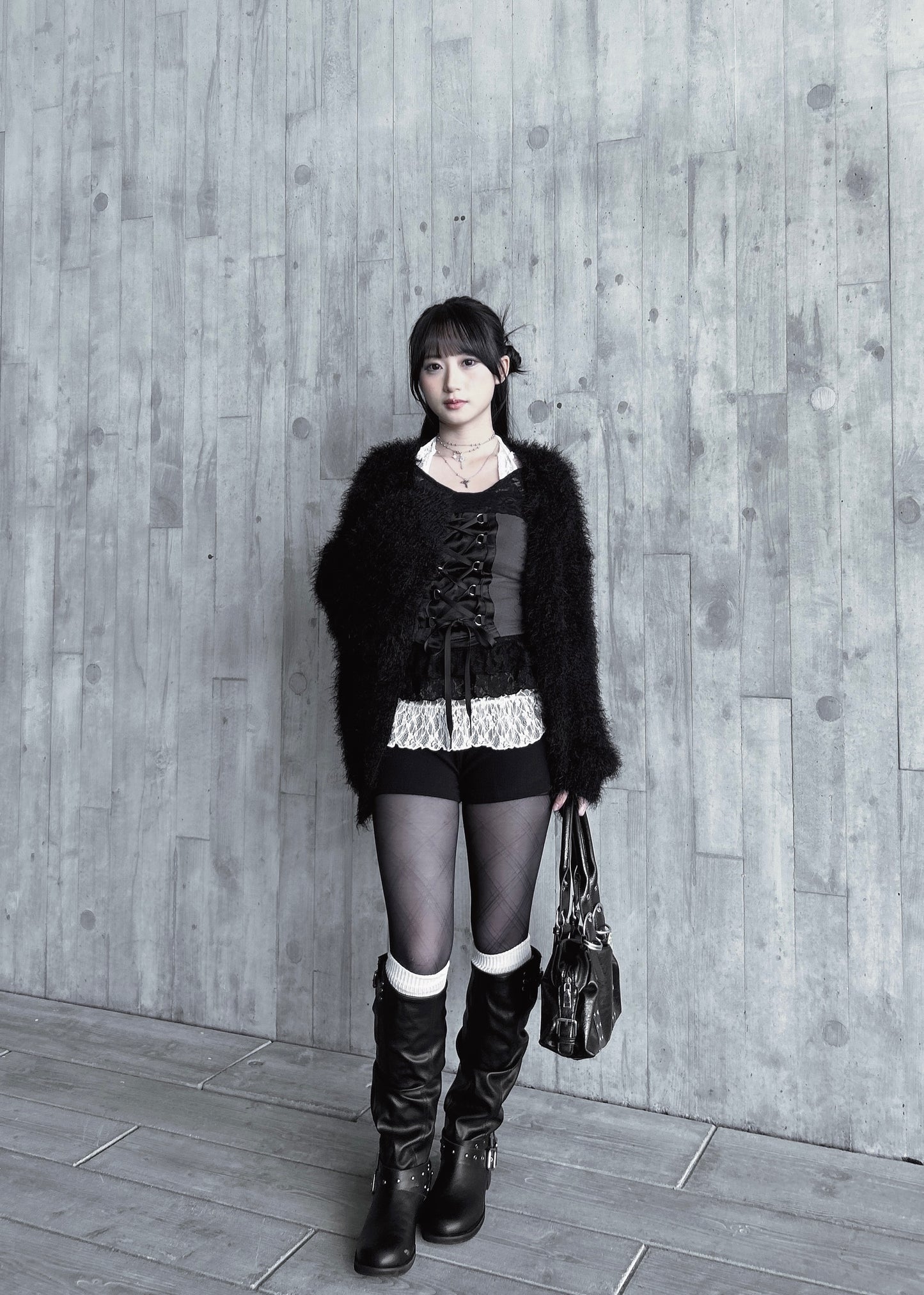 𝐕𝐢𝐯𝐢𝐞𝐧𝐧𝐞 𝐋𝐚𝐜𝐞 𝐆𝐨𝐭𝐡 𝐓𝐚𝐧𝐤 𝐓𝐨𝐩