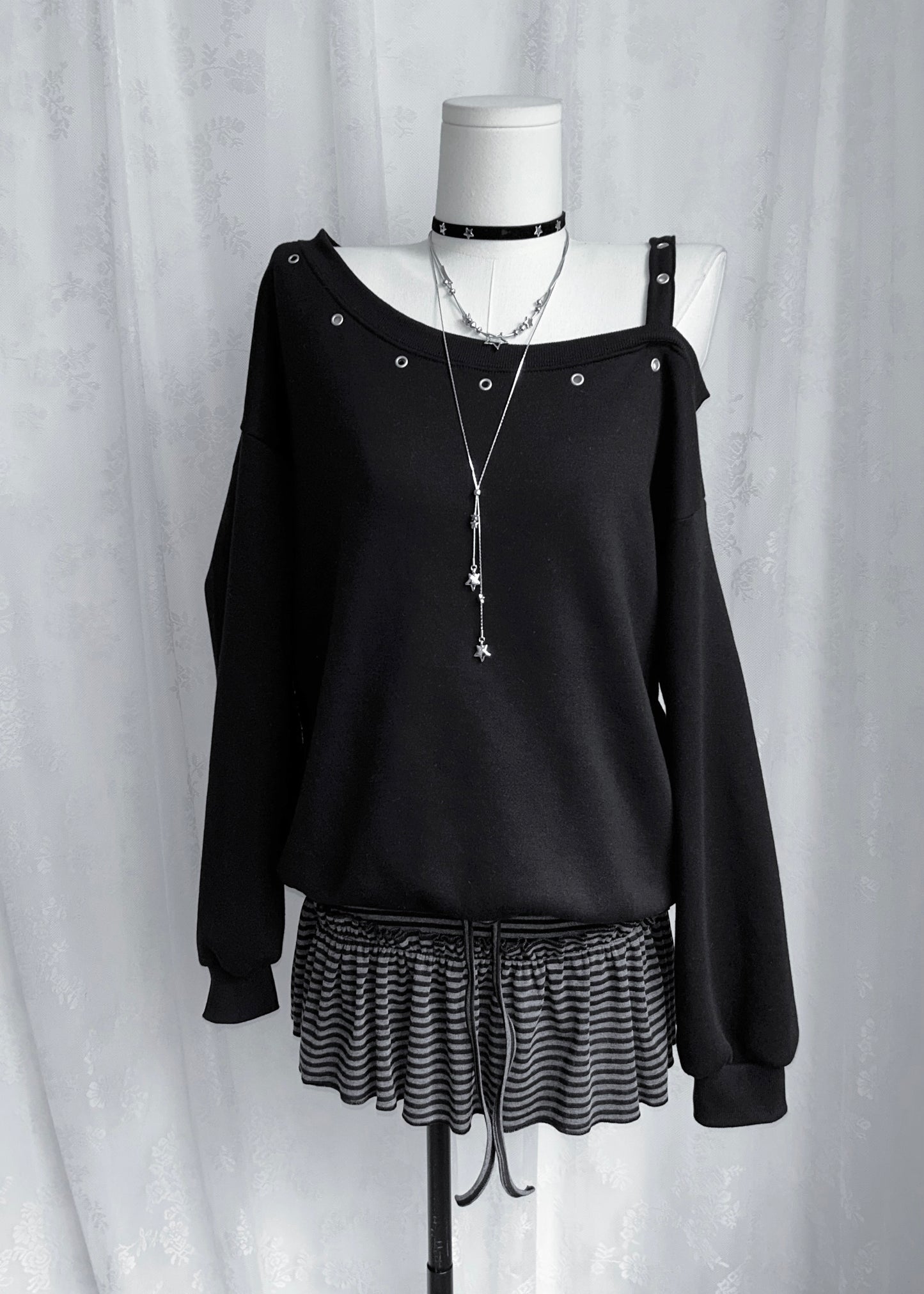 𝐒𝐭𝐫𝐢𝐩𝐞𝐝 𝐑𝐮𝐟𝐟𝐥𝐞 𝐌𝐢𝐧𝐢 𝐒𝐤𝐨𝐫𝐭