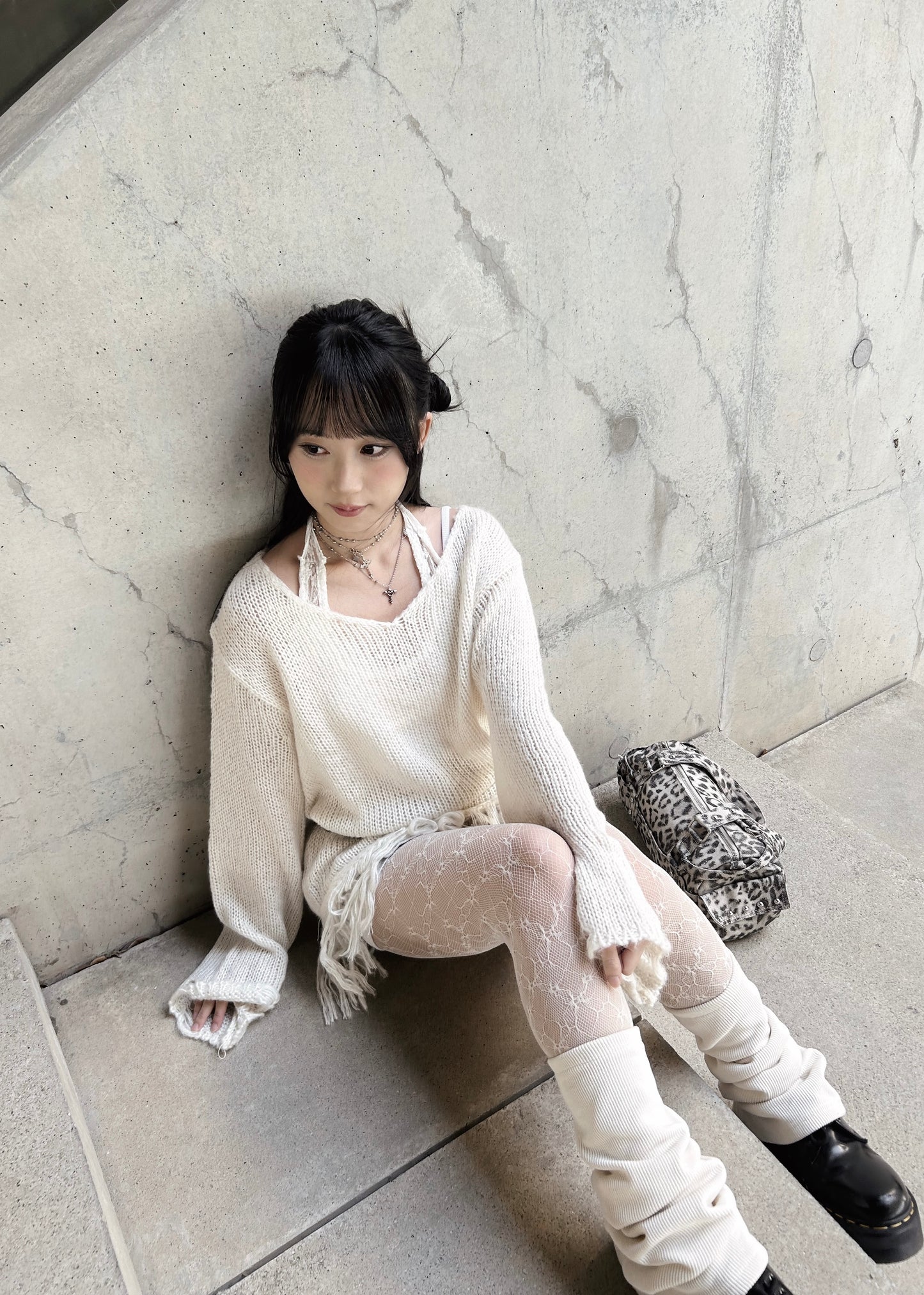 𝐕 𝐍𝐞𝐜𝐤 𝐅𝐫𝐢𝐧𝐠𝐞𝐝 𝐊𝐧𝐢𝐭 𝐒𝐰𝐞𝐚𝐭𝐞𝐫 - 𝐂𝐫𝐞𝐚𝐦