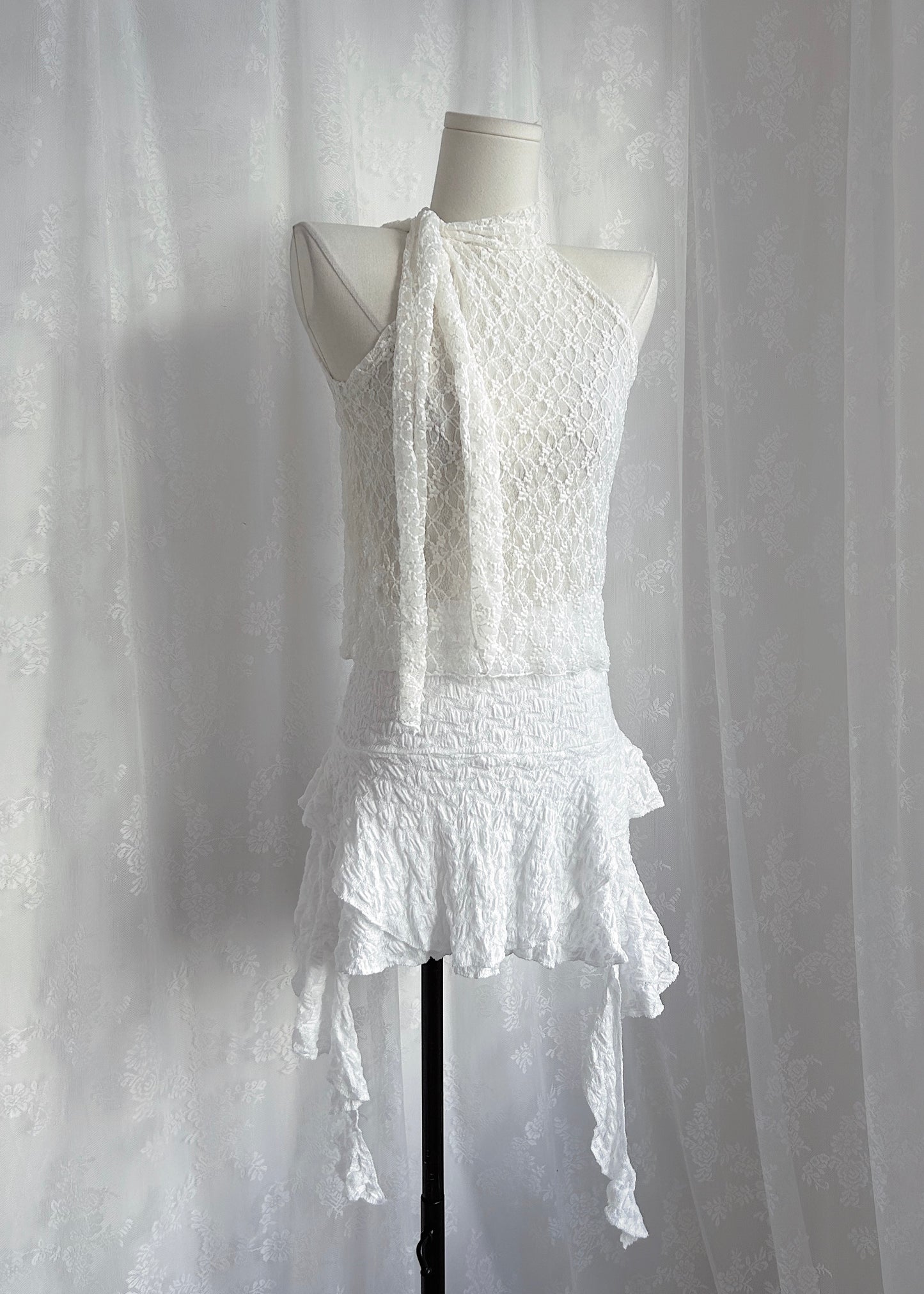 𝐒𝐭𝐞𝐥𝐥𝐚 𝐀𝐬𝐲𝐦𝐦𝐞𝐭𝐫𝐢𝐜𝐚𝐥 𝐌𝐢𝐧𝐢 𝐒𝐤𝐫𝐢𝐭 - 𝐖𝐡𝐢𝐭𝐞