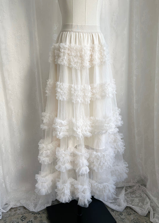 𝐋𝐞𝐭𝐢𝐳𝐢𝐚 𝐑𝐮𝐟𝐟𝐥𝐞 𝐌𝐞𝐬𝐡 𝐒𝐤𝐢𝐫𝐭