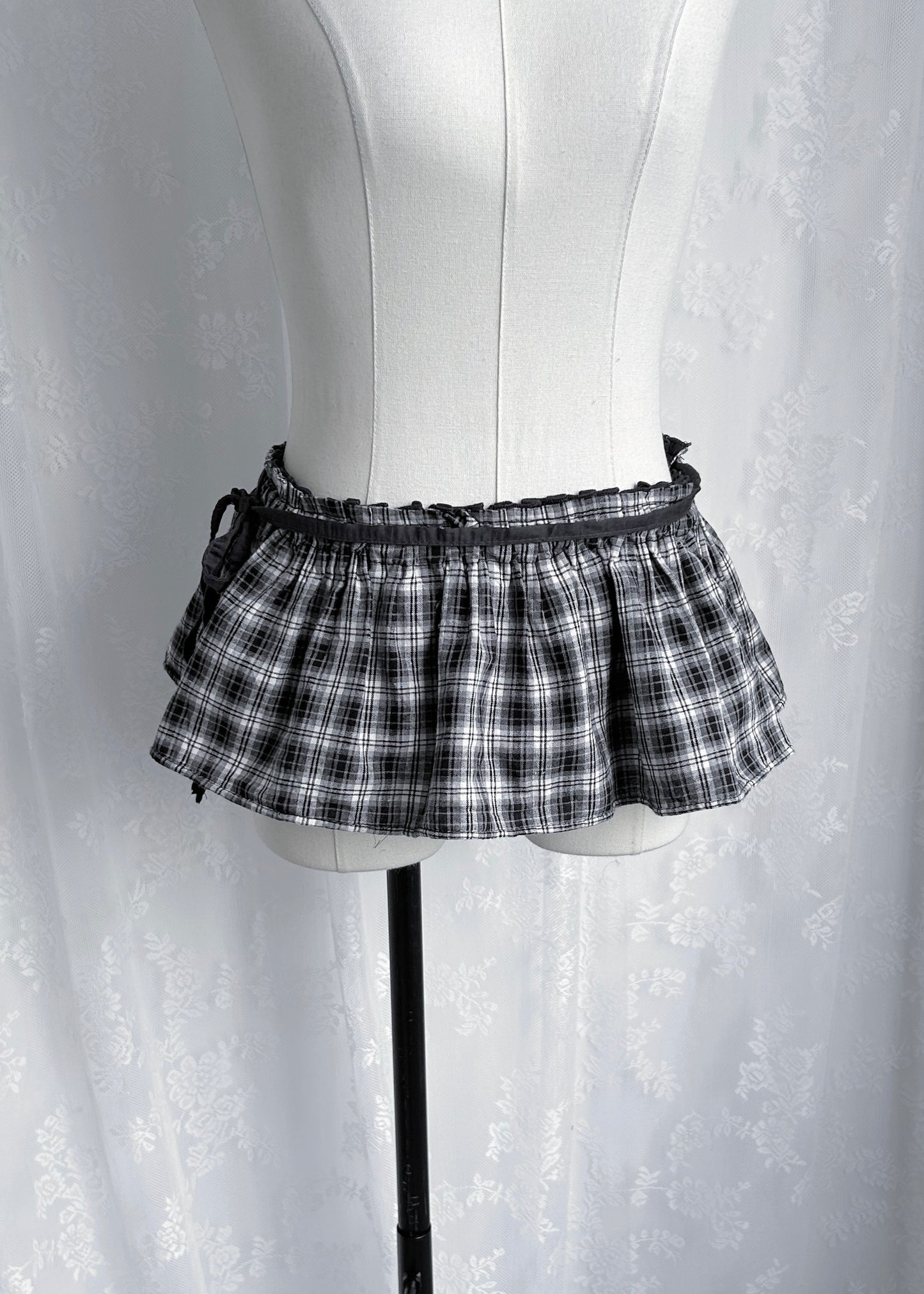 𝐓𝐰𝐨 𝐖𝐚𝐲 𝐂𝐡𝐞𝐜𝐤𝐞𝐝 𝐑𝐮𝐟𝐟𝐥𝐞 𝐋𝐚𝐲𝐞𝐫𝐢𝐧𝐠 𝐒𝐤𝐢𝐫𝐭