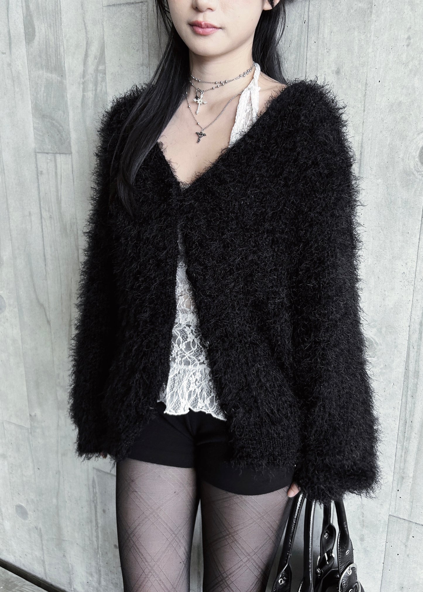 𝐌𝐨 𝐌𝐨 𝐕 𝐍𝐞𝐜𝐤 𝐂𝐚𝐫𝐝𝐢𝐠𝐚𝐧 - 𝐁𝐥𝐚𝐜𝐤