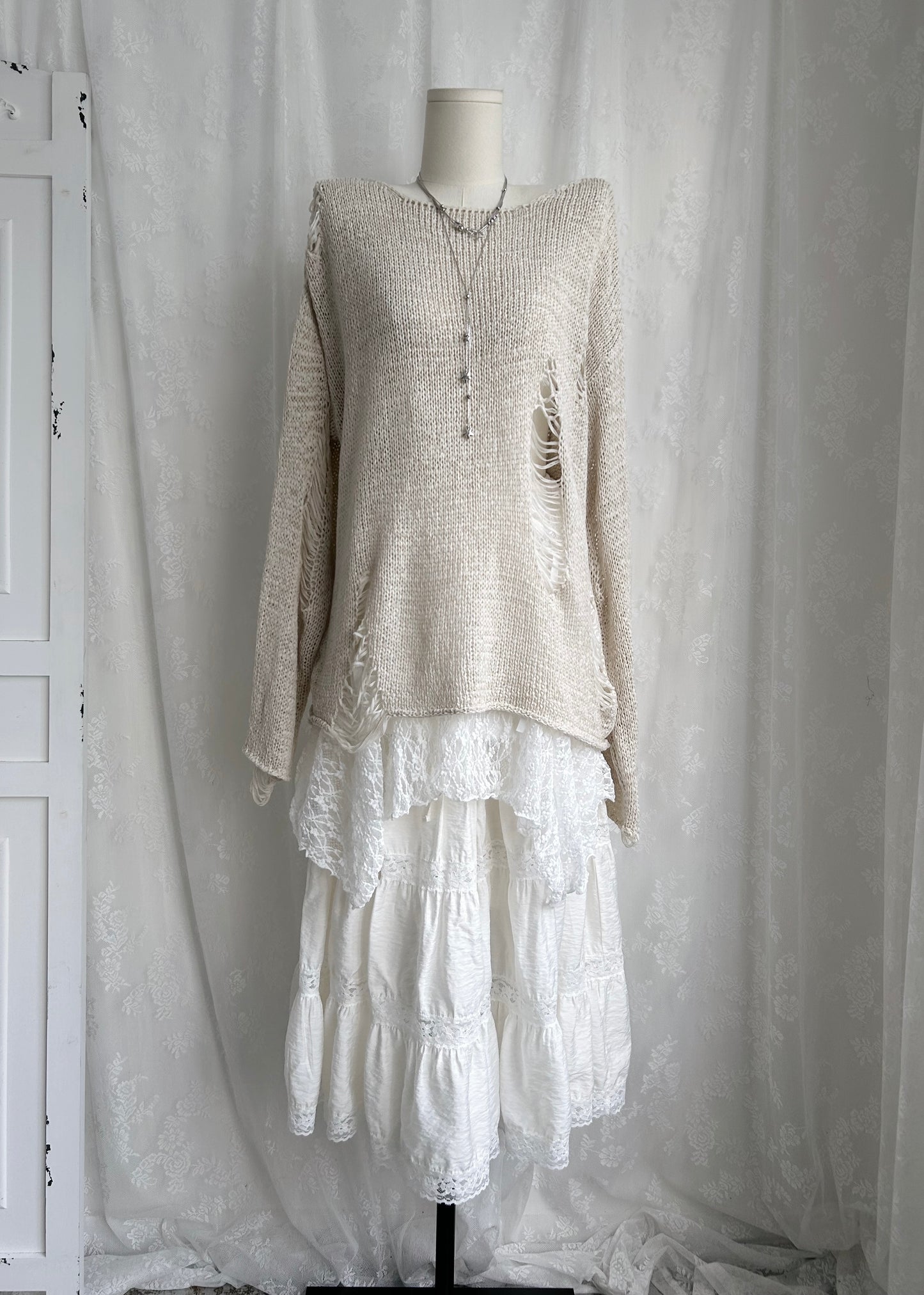 𝐄𝐜𝐡𝐨 𝐃𝐢𝐬𝐭𝐫𝐞𝐬𝐬𝐞𝐝 𝐊𝐧𝐢𝐭 𝐒𝐰𝐞𝐚𝐭𝐞𝐫 - 𝐁𝐞𝐢𝐠𝐞