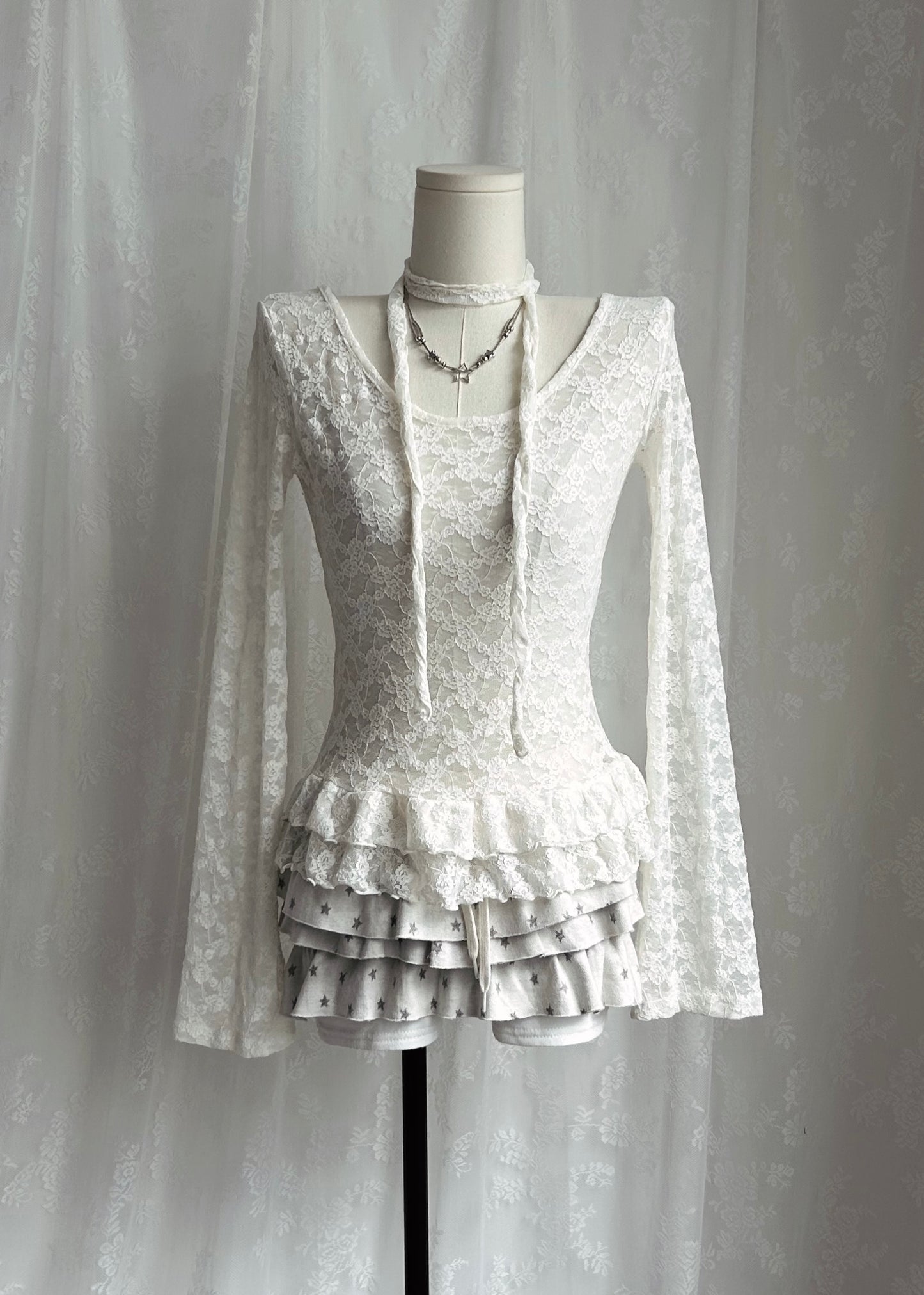 𝐋𝐞𝐭𝐢𝐭𝐢𝐚 𝐋𝐚𝐜𝐞 𝐑𝐮𝐟𝐟𝐥𝐞 𝐓𝐨𝐩 𝐖𝐢𝐭𝐡 𝐒𝐜𝐚𝐫𝐟 - 𝐂𝐫𝐞𝐚𝐦