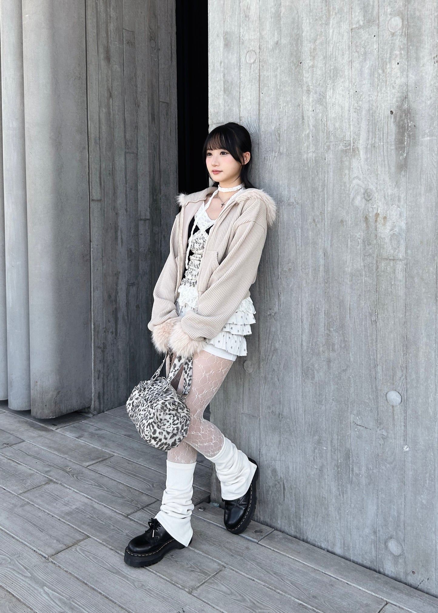 𝐌𝐨 𝐌𝐨 𝐂𝐫𝐨𝐩𝐩𝐞𝐝 𝐇𝐨𝐨𝐝𝐢𝐞 𝐉𝐚𝐜𝐤𝐞𝐭 - 𝐂𝐫𝐞𝐚𝐦