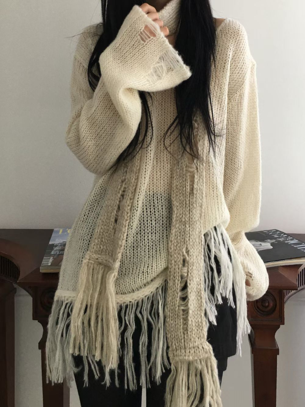 𝐕 𝐍𝐞𝐜𝐤 𝐅𝐫𝐢𝐧𝐠𝐞𝐝 𝐊𝐧𝐢𝐭 𝐒𝐰𝐞𝐚𝐭𝐞𝐫 - 𝐂𝐫𝐞𝐚𝐦