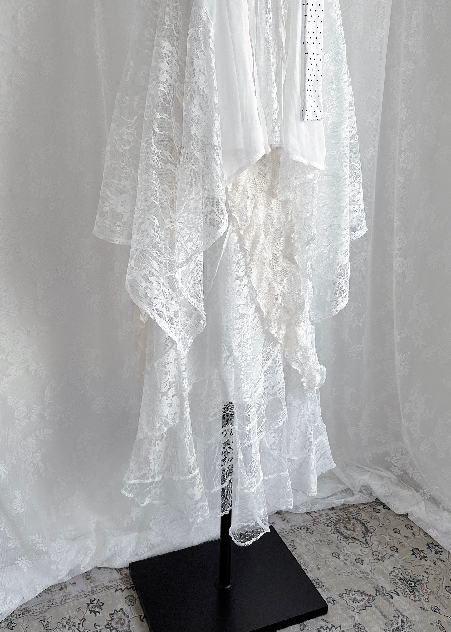 𝐕𝐢𝐧𝐚 𝐋𝐚𝐜𝐞 𝐑𝐮𝐟𝐟𝐥𝐞 𝐋𝐚𝐲𝐞𝐫 𝐒𝐤𝐢𝐫𝐭 - 𝐂𝐫𝐞𝐚𝐦