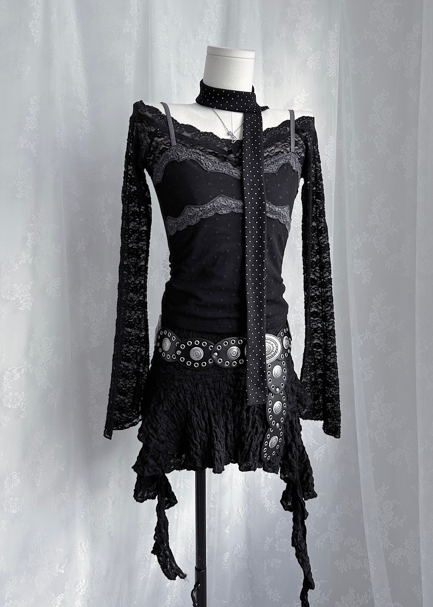 𝐒𝐭𝐞𝐥𝐥𝐚 𝐀𝐬𝐲𝐦𝐦𝐞𝐭𝐫𝐢𝐜𝐚𝐥 𝐌𝐢𝐧𝐢 𝐒𝐤𝐫𝐢𝐭 - 𝐁𝐥𝐚𝐜𝐤