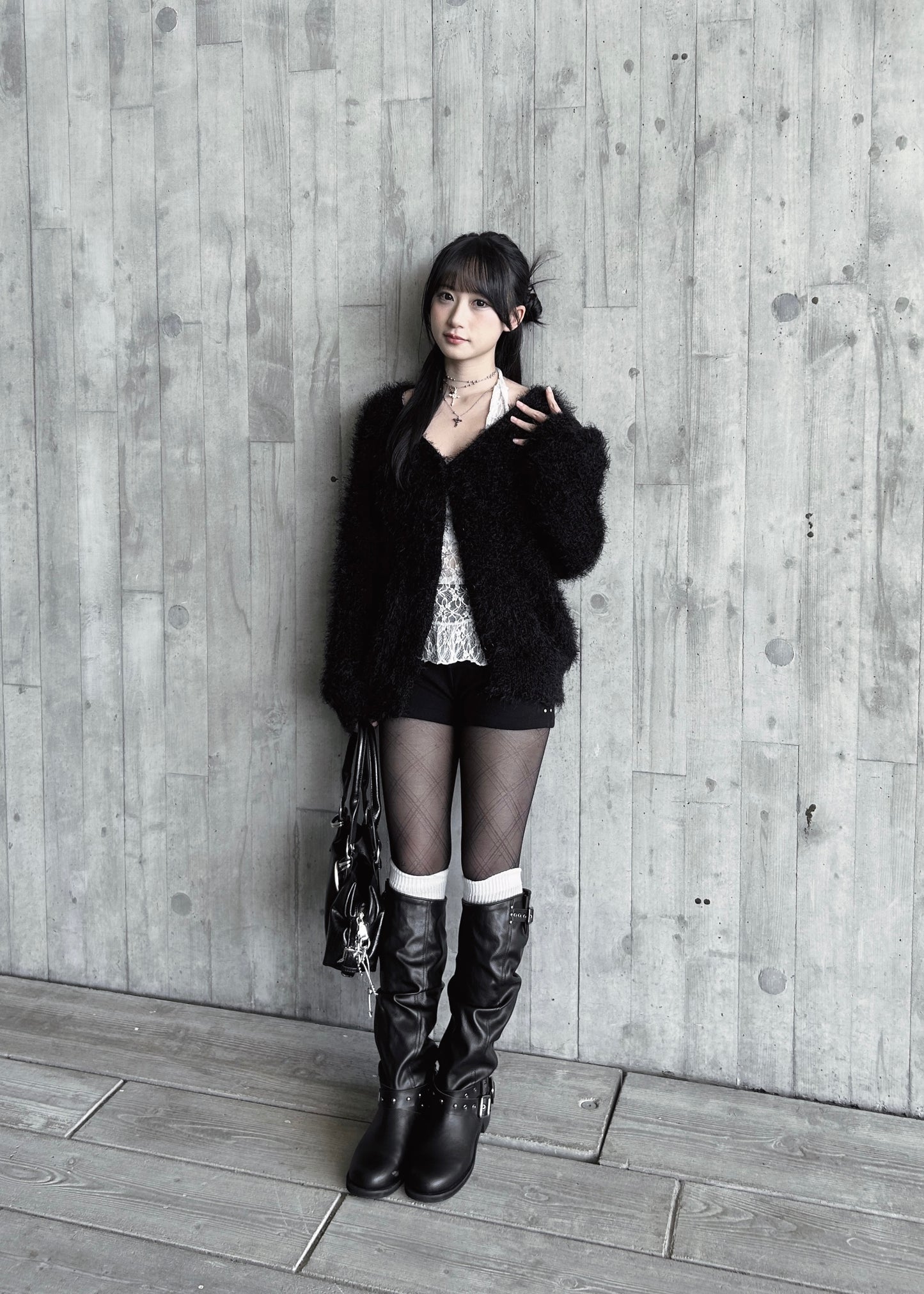 𝐌𝐨 𝐌𝐨 𝐕 𝐍𝐞𝐜𝐤 𝐂𝐚𝐫𝐝𝐢𝐠𝐚𝐧 - 𝐁𝐥𝐚𝐜𝐤