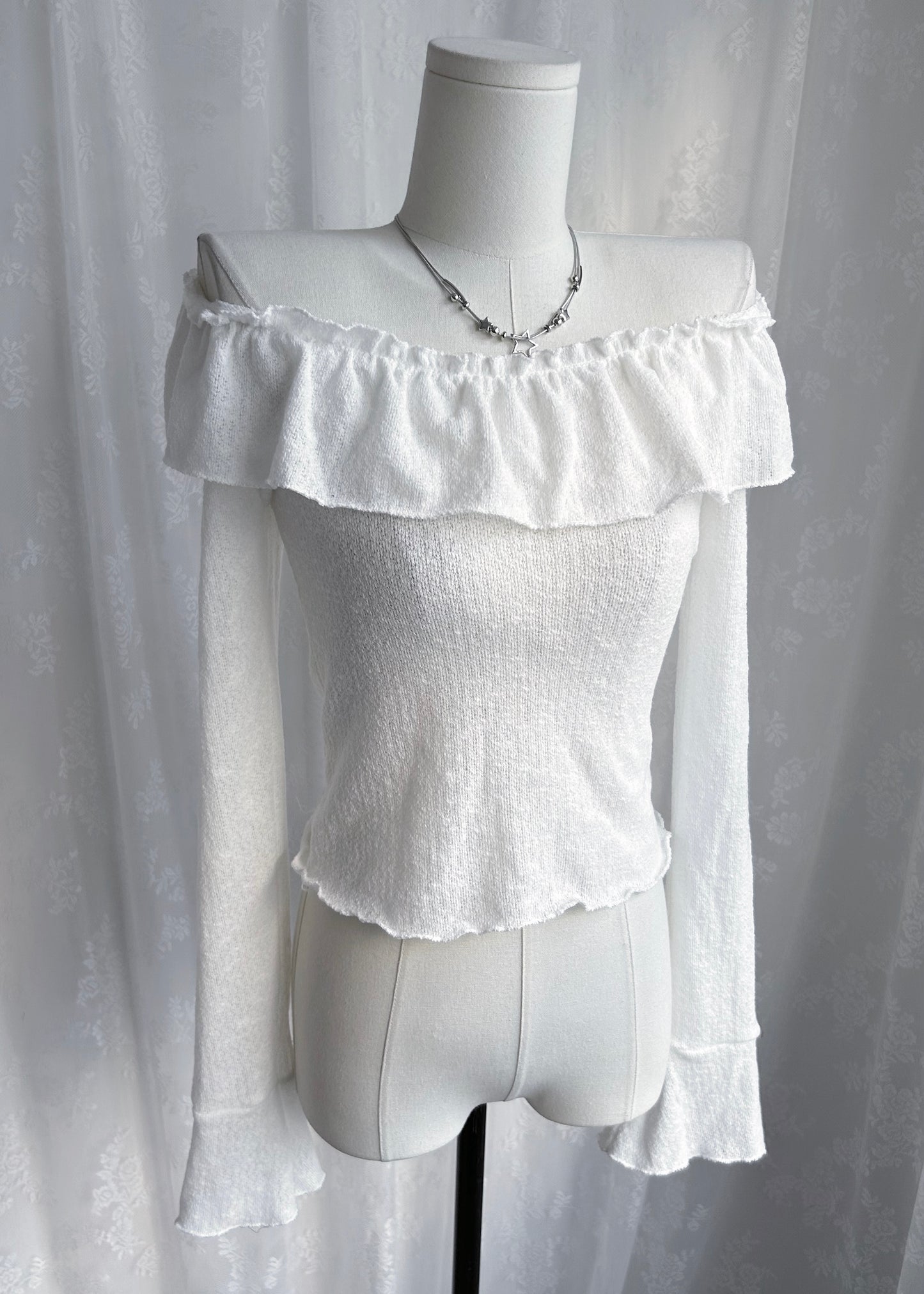 𝐄𝐫𝐢𝐬 𝐑𝐮𝐟𝐟𝐥𝐞 𝟑 𝐖𝐚𝐲𝐬 𝐓𝐨𝐩 - 𝐖𝐡𝐢𝐭𝐞