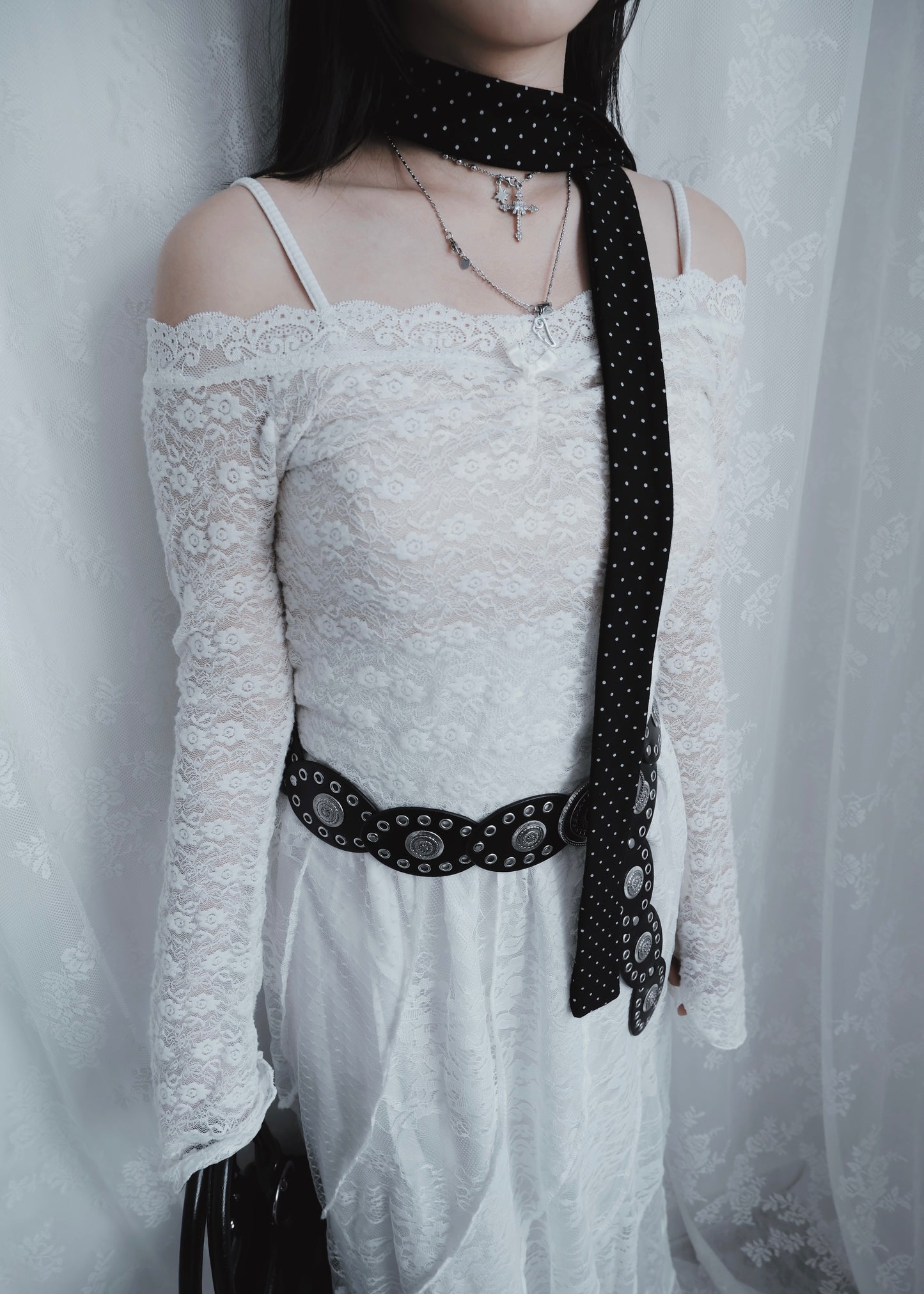 𝐕𝐞𝐥𝐢𝐞𝐭𝐭𝐚 𝐅𝐥𝐚𝐫𝐞 𝐒𝐥𝐞𝐞𝐯𝐞 𝐋𝐚𝐜𝐞 𝐓𝐨𝐩 - 𝐖𝐡𝐢𝐭𝐞