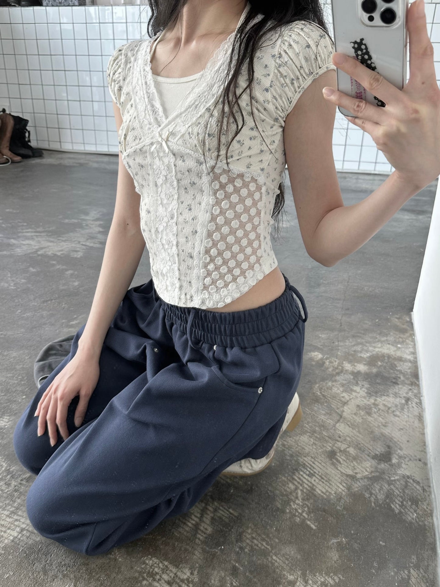 𝐍𝐢𝐧𝐚 𝐅𝐥𝐨𝐫𝐚𝐥 𝐋𝐚𝐜𝐞 𝐇𝐚𝐥𝐭𝐞𝐫 𝐓𝐨𝐩 - 𝐂𝐫𝐞𝐚𝐦